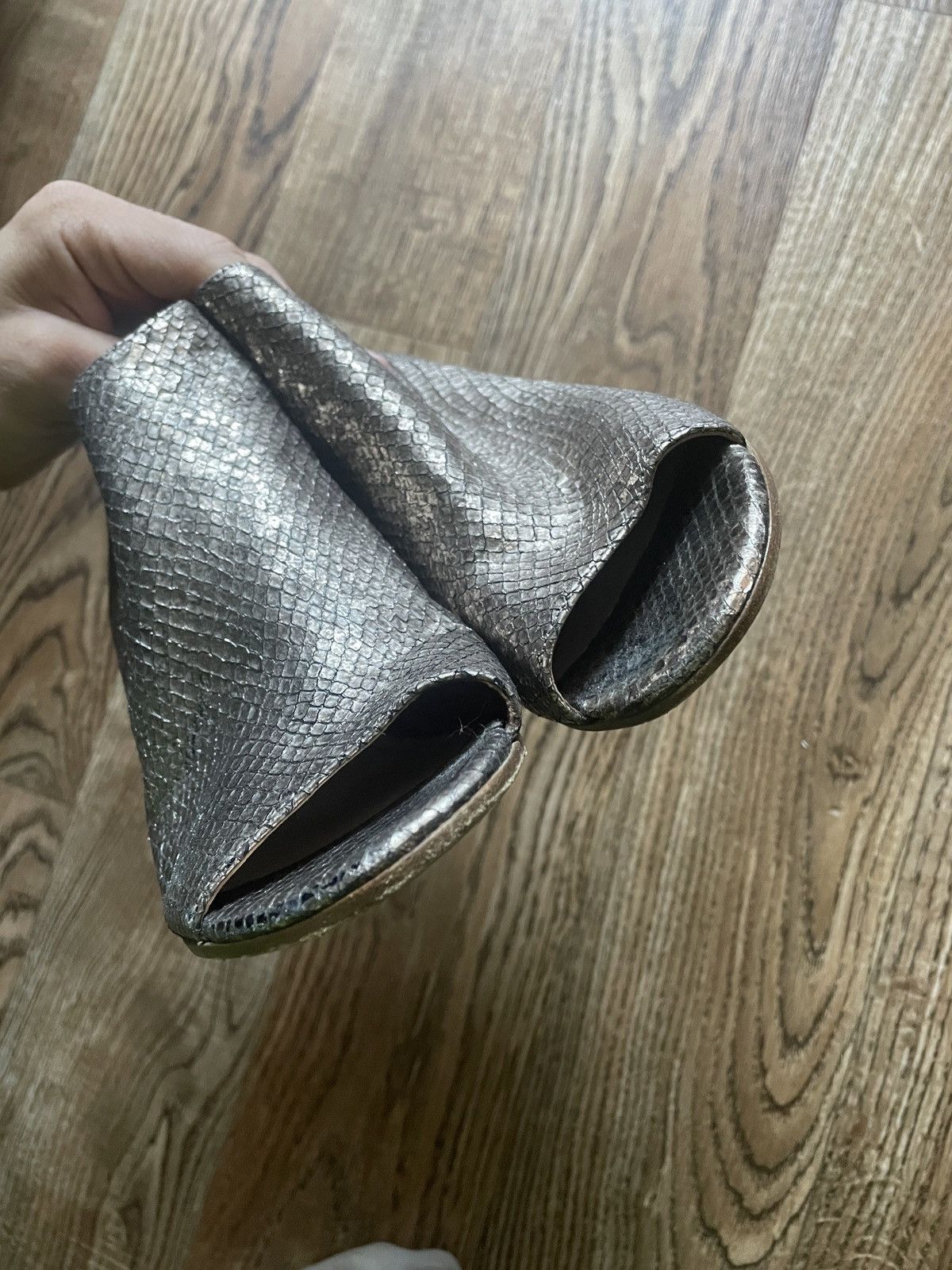 Maison Margiela MAISON MARTIN MARGIELA Silver scales BOOTS Size US 5 / IT 35 - 8 Thumbnail