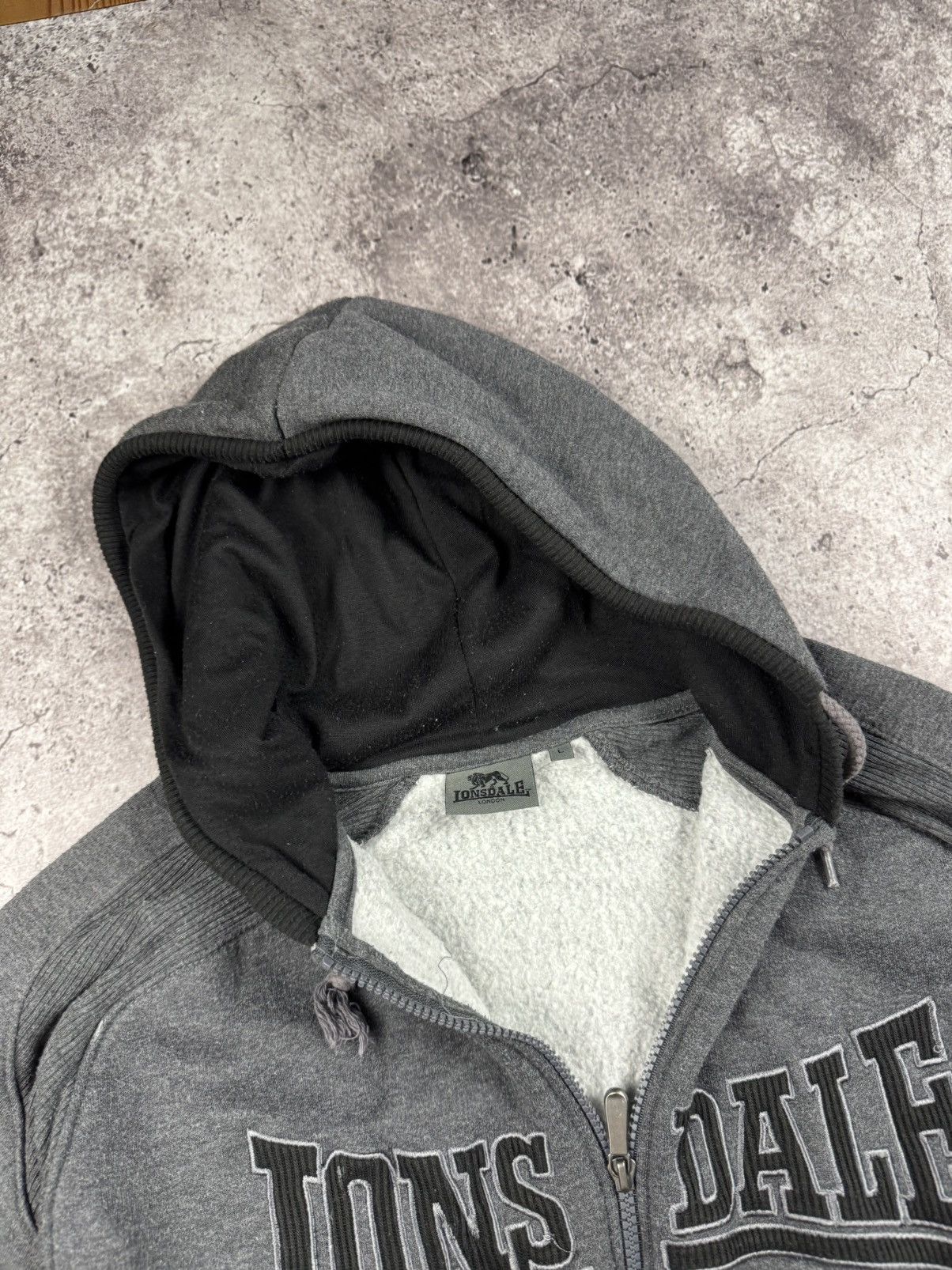 Lonsdale Vintage Man’s Lonsdale Big Central Logo Zip Hoodie Size US L / EU 52-54 / 3 - 5 Thumbnail