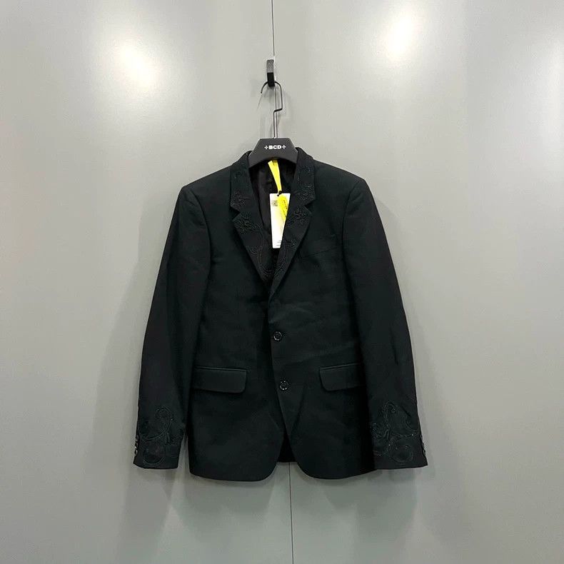 Alexander McQueen Alexander Mcqueen Black sequin embroidered suit Size 46R - 1 Thumbnail