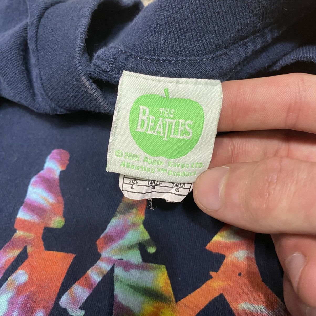 Band Tees × Vintage Vintage The Beatles Abbey Road Rainbow Apple Tour Tshirt Size US L / EU 52-54 / 3 - 3 Thumbnail
