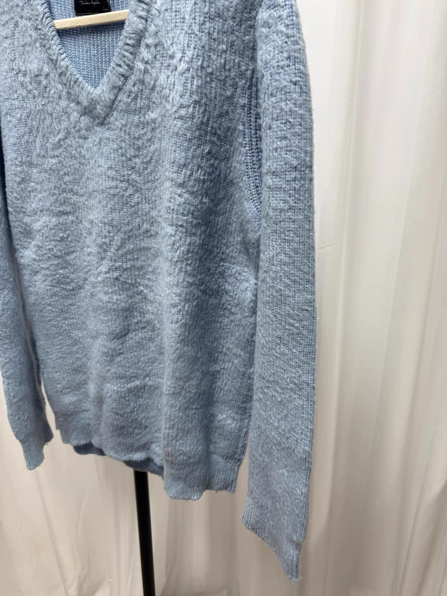 Number (N)ine Number (N)ine 03AW Kurt Cobain Fuzzy V-Neck Sweater K20 Size US XL / EU 56 / 4 - 2 Thumbnail