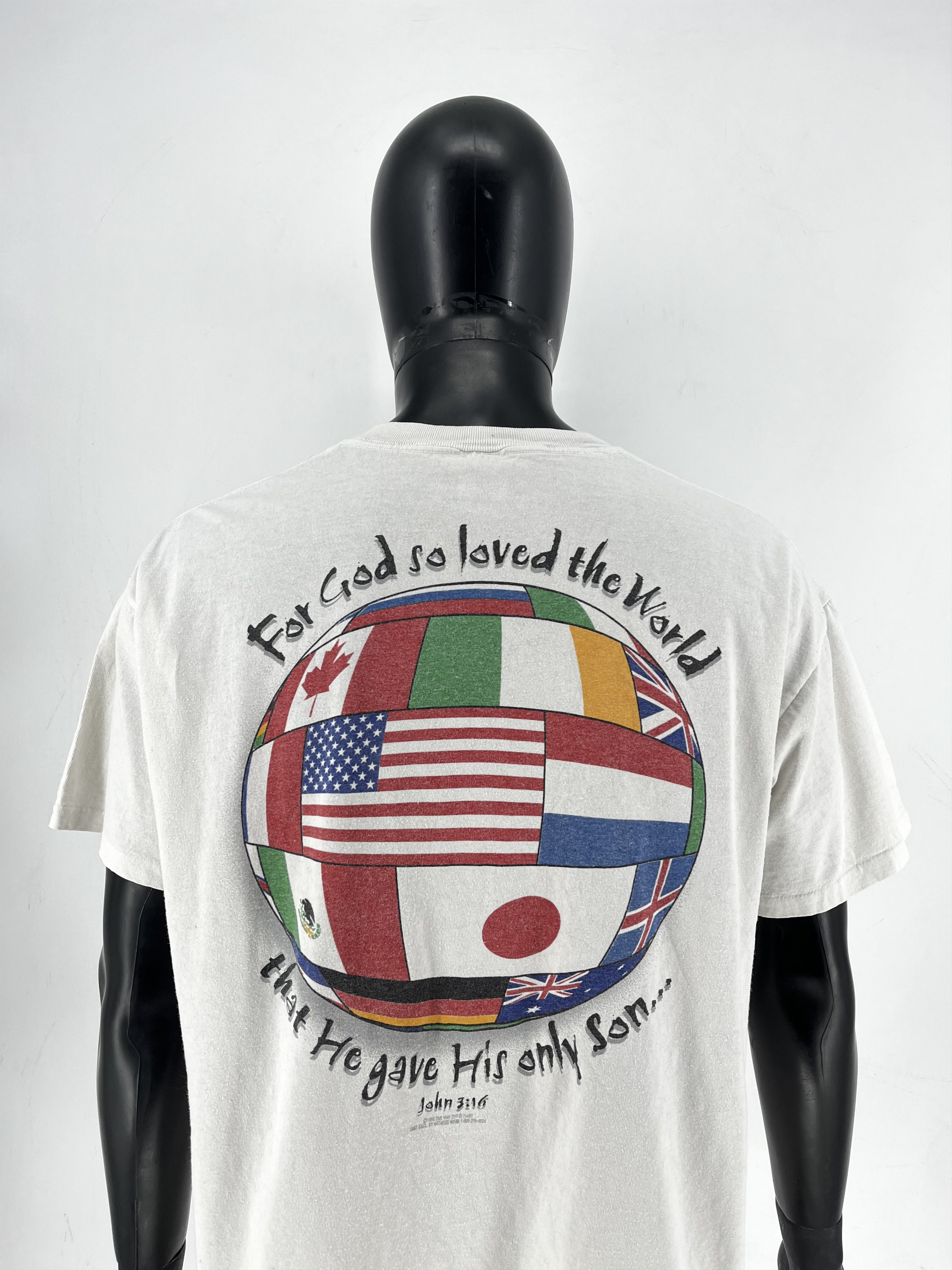 Vintage Vintage 1990s Olympics John 3:16 Jesus Tee Thrashed T-Shirt Size US L / EU 52-54 / 3 - 1 Thumbnail