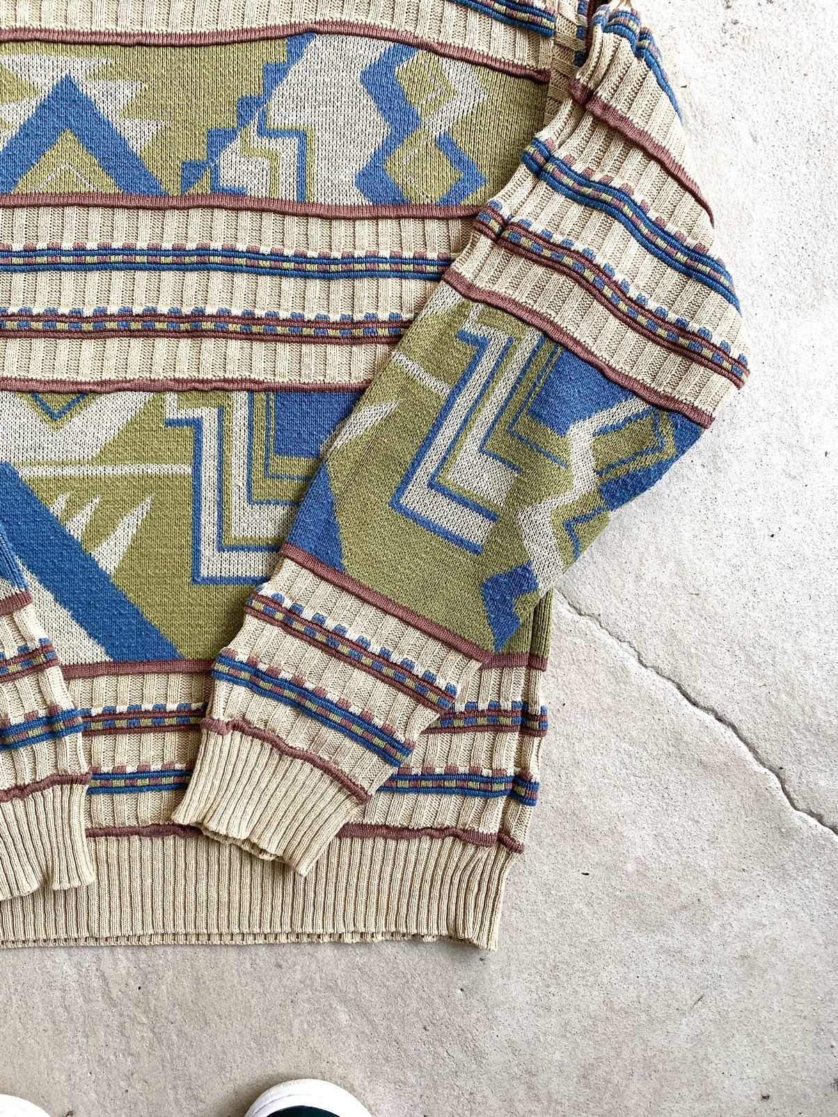 Coogi Rare! Vintage Abstract Knit Sweater Japanese Hype Retro Size US M / EU 48-50 / 2 - 11 Thumbnail