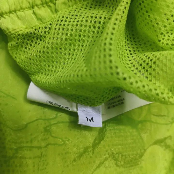 Stone Island SS23 Nylon Meta Green Shorts -2506