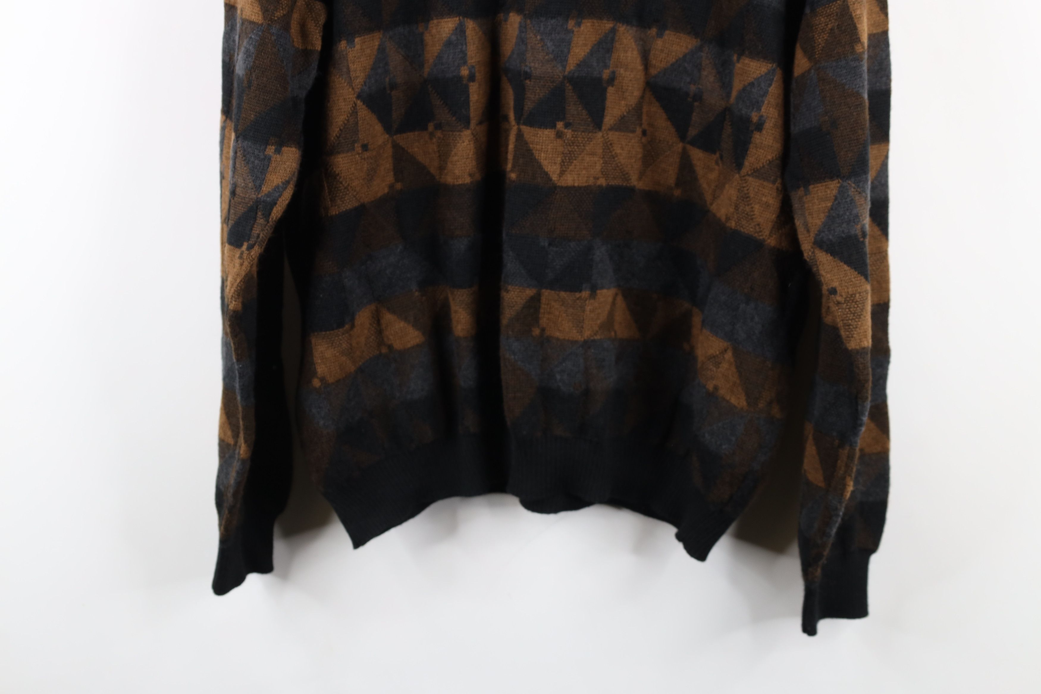 Vintage Vintage 90s Coogi Style Earth Tone Checkered Knit Sweater Size US L / EU 52-54 / 3 - 10 Thumbnail