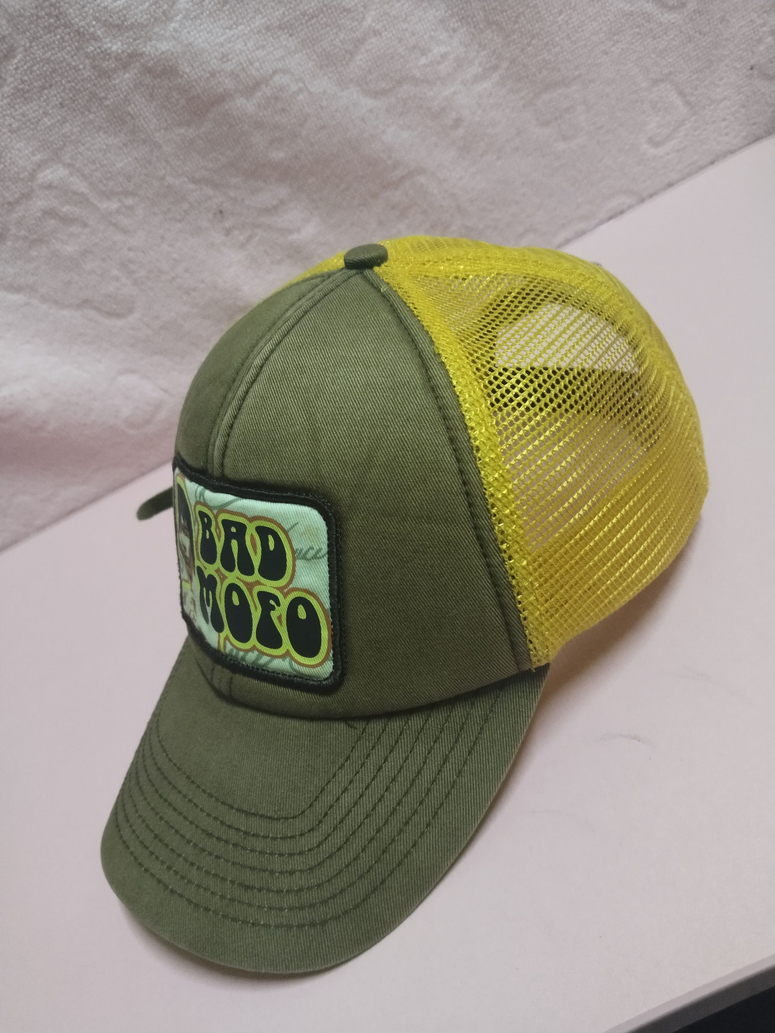 Japanese Brand VINTAGE BRUCE LEE BAD MOFO TRUCKER HAT Size ONE SIZE - 3 Thumbnail