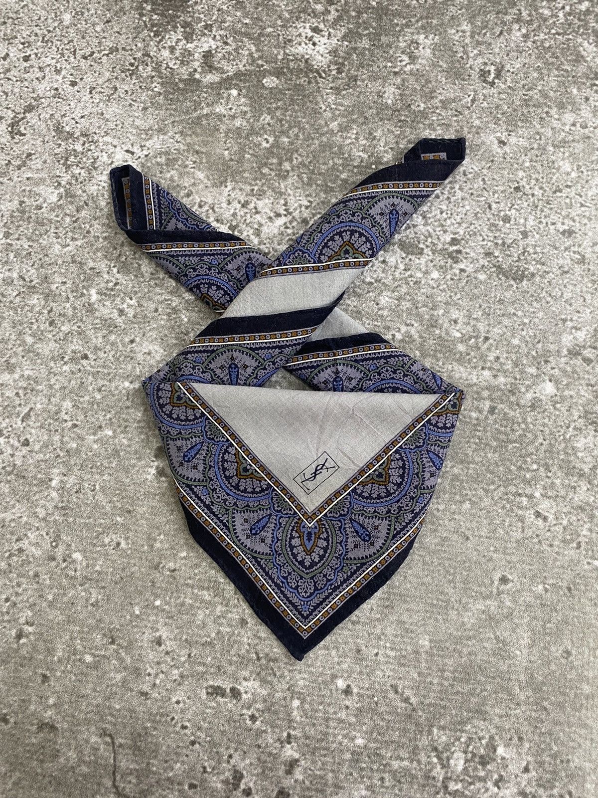 Yves Saint Laurent Yves saint laurent Handkerchief / Bandana / Neckerchief Size ONE SIZE - 1 Thumbnail