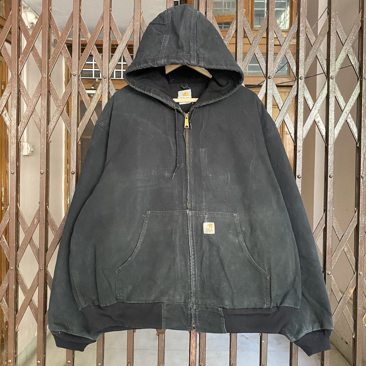 Carhartt Vintage Carhartt Faded Black Hooded Jacket Size US XL / EU 56 / 4 - 1 Thumbnail