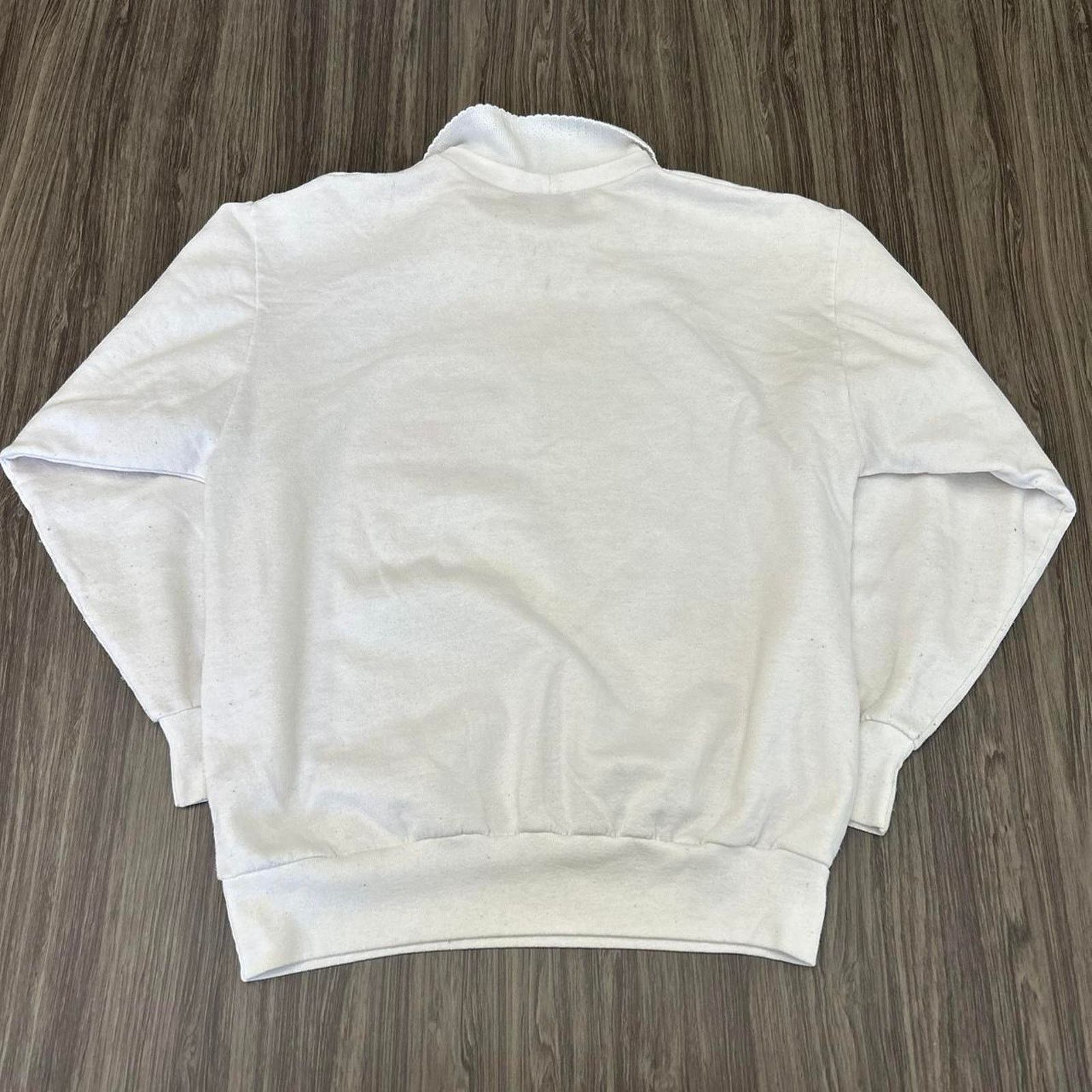 Vintage VTG 90s Stinkweed Skunk Skiing White Collared Sweater. Sz M Size US M / EU 48-50 / 2 - 3 Thumbnail