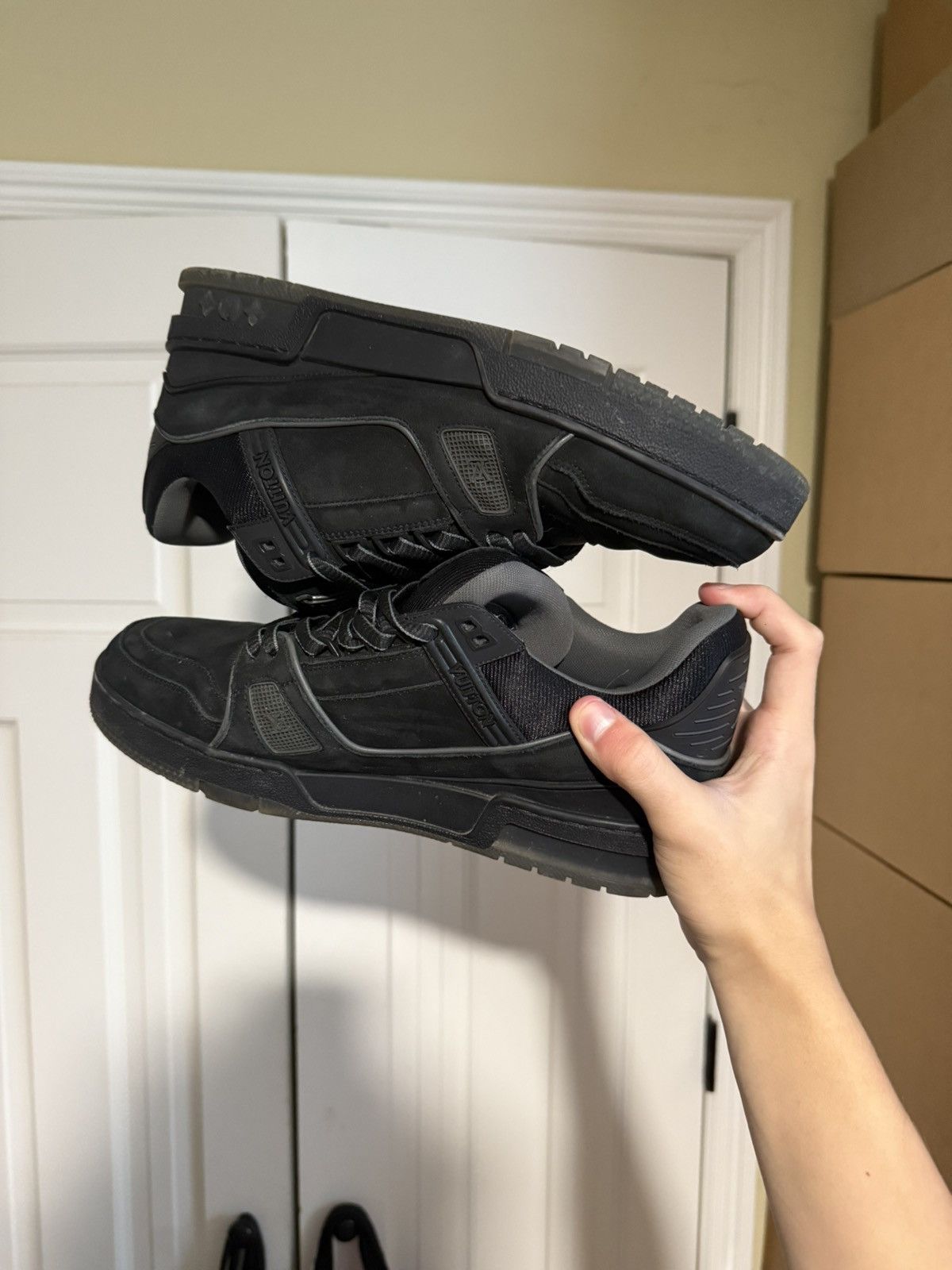 Louis Vuitton Louis Vuitton Black Suede Trainer Sneaker Size US 9 / EU 42 - 5 Thumbnail