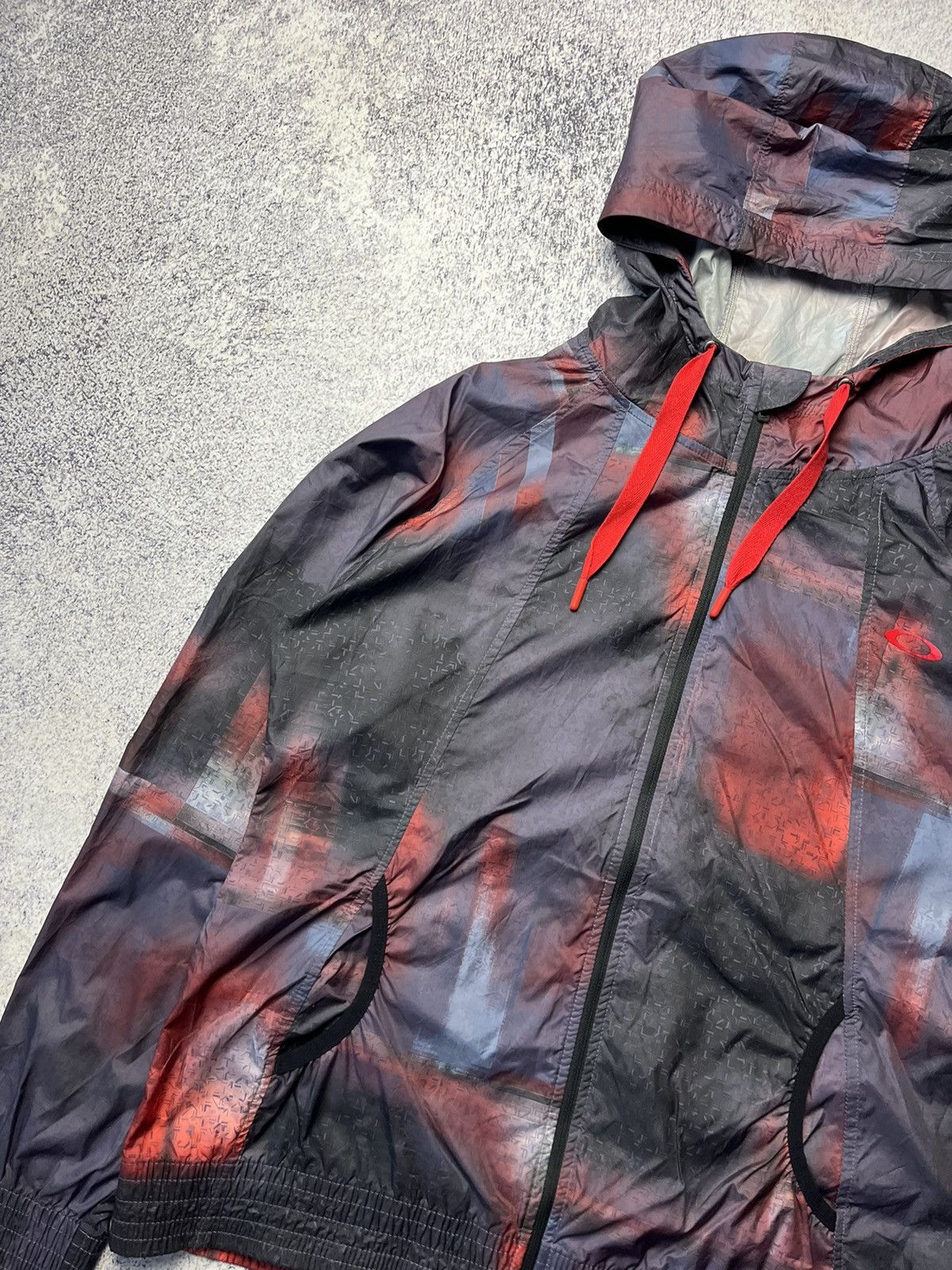 Oakley Vintage Oakley waterproof windbreaker jacket size L Size US L / EU 52-54 / 3 - 7 Thumbnail