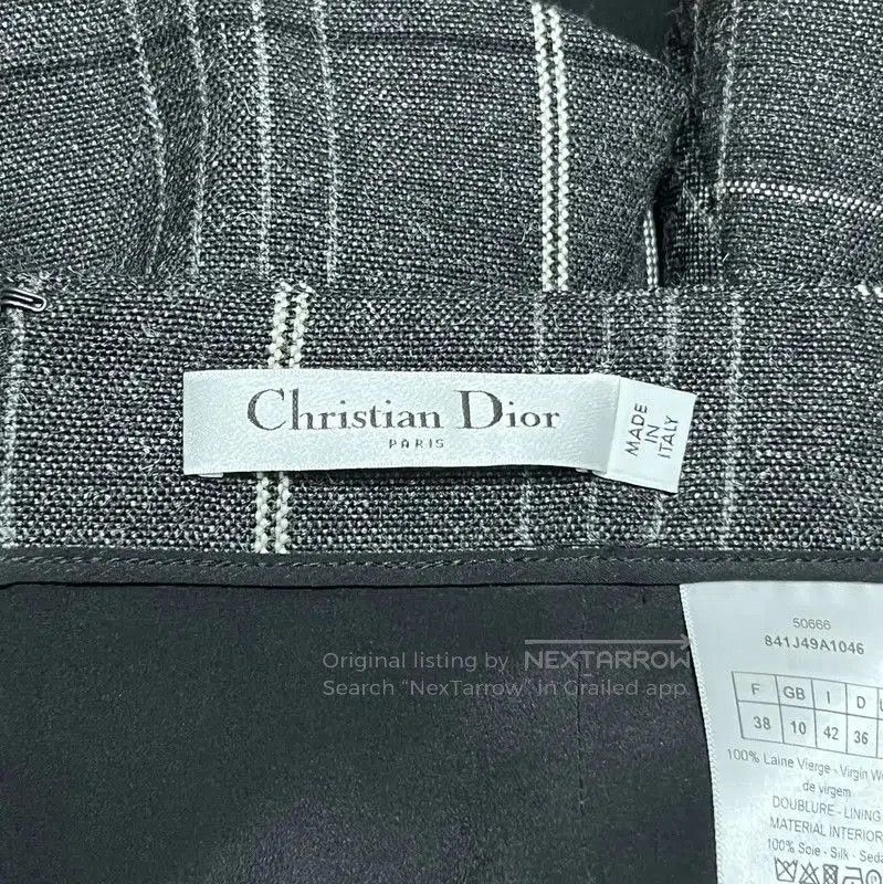 Dior Dior Pleated Wool Skirt in Dark Gray . Size 26" / US 2 / IT 38 - 4 Thumbnail