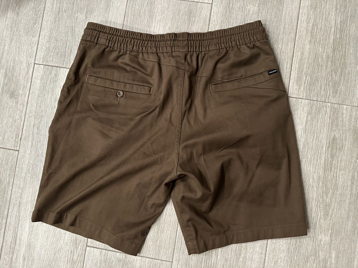 Volcom Volcom Frickin Elastic Waist 19" Chino Shorts Dark Earth L Size US 36 / EU 52 - 5 Thumbnail