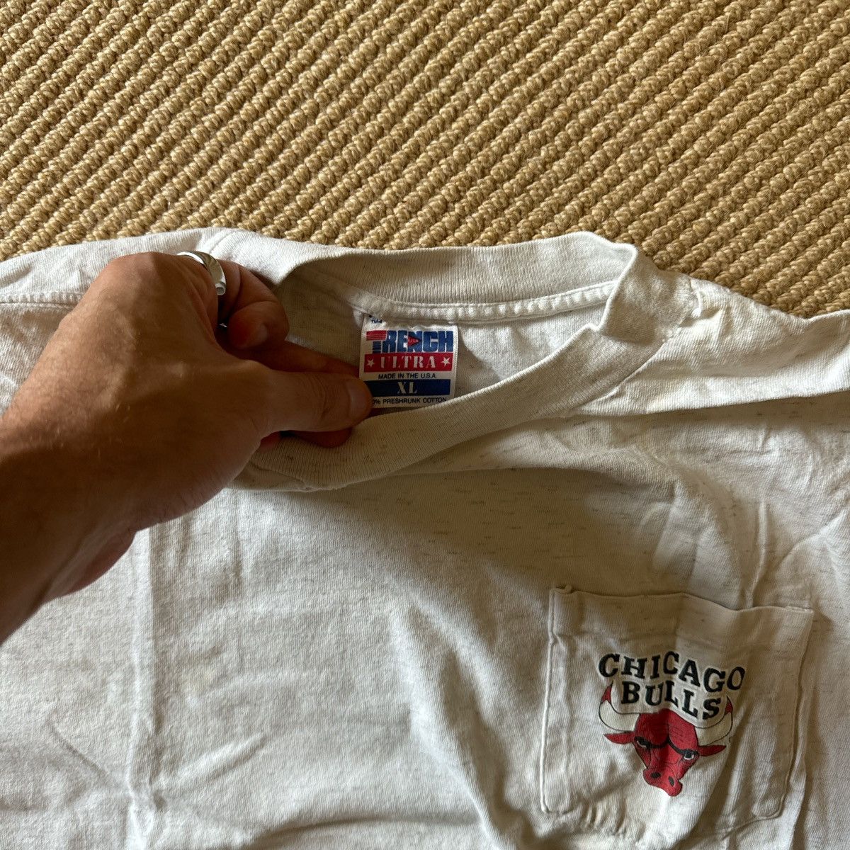 NBA × Vintage Vintage Chicago Bulls Tshirt Size US L / EU 52-54 / 3 - 3 Thumbnail