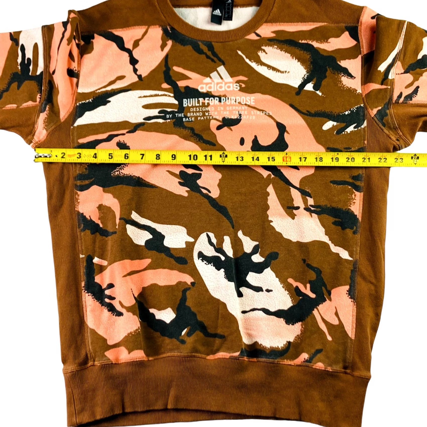 Adidas Adidas Men’s Crew Neck Sweatshirt Brown/Peach Camo • Medium Size US M / EU 48-50 / 2 - 7 Thumbnail