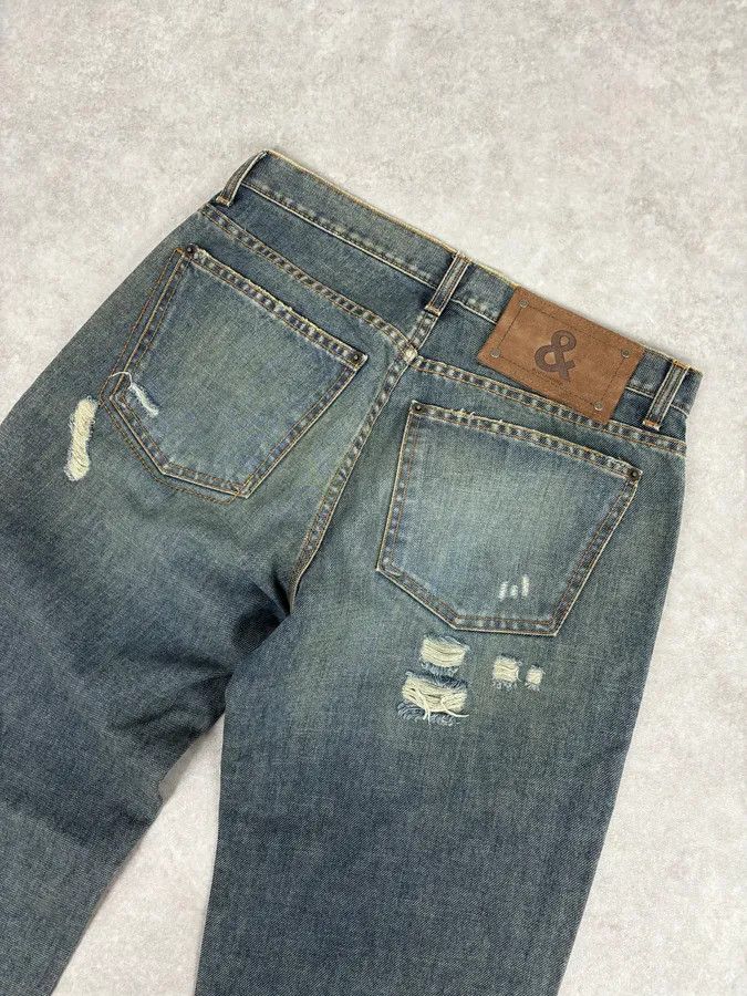 Dolce & Gabbana 2000s Dolce & Gabbana Faded Blue Denim Distressed Jeans Size US 32 / EU 48 - 7 Thumbnail