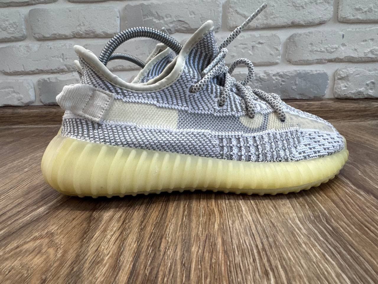Adidas ADIDAS YEEZY BOOST 350 V2 STATIC REFLECTIVE Size US 5.5 / EU 38 - 13 Thumbnail