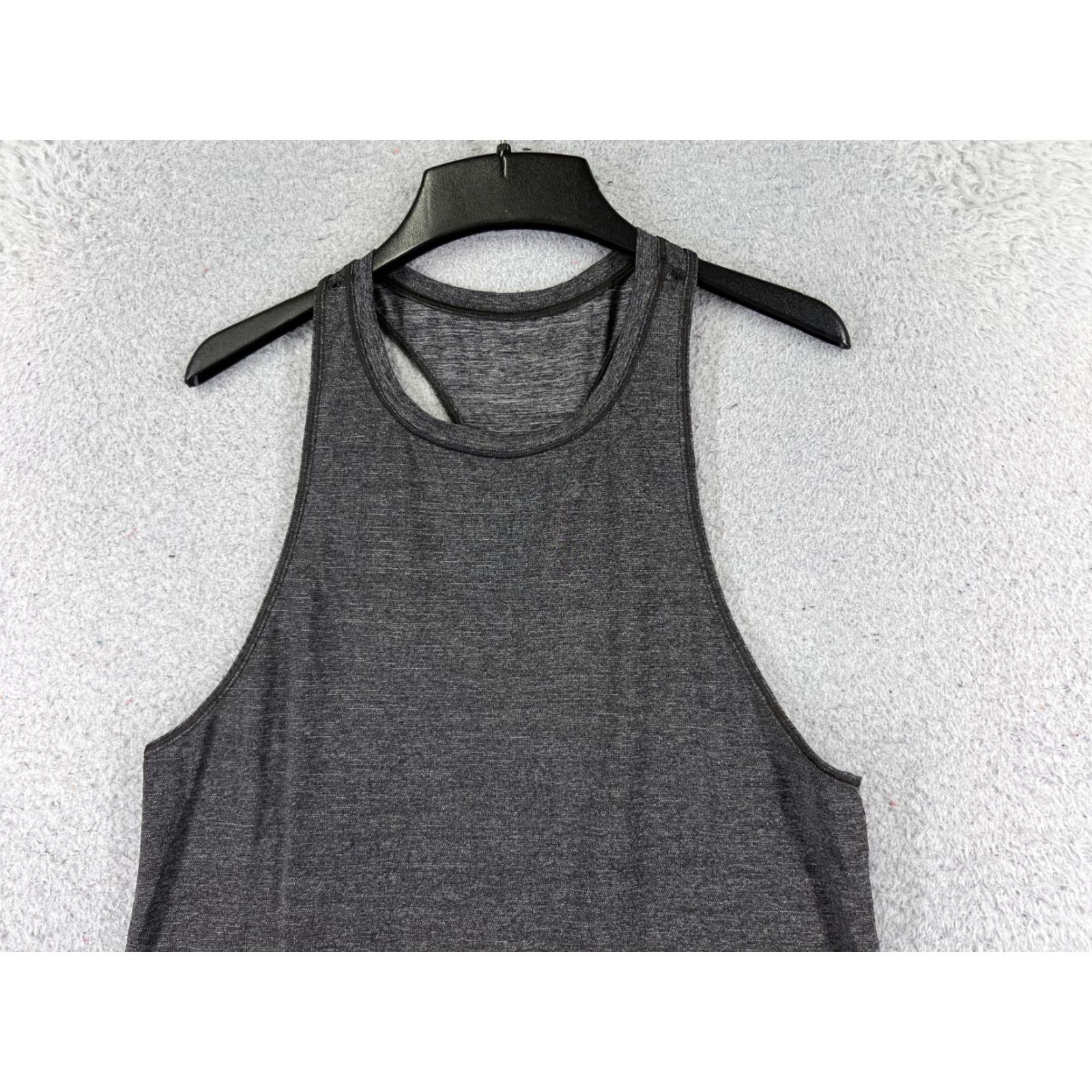 Lululemon Lululemon Shirt Women 8 Gray Racerback Tank Round Neck Run Gym Yoga Casual Sleeveless Sports 90s Mens Womens Girls Size M / US 6-8 / IT 42-44 - 4 Thumbnail