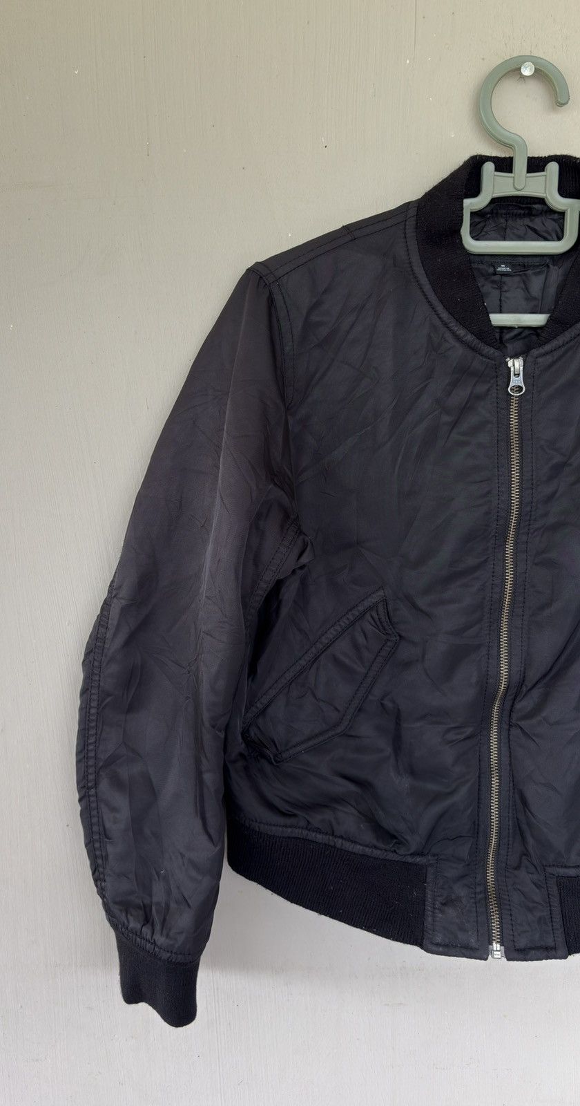 Uniqlo Uniqlo Bomber Light Jacket Size US M / EU 48-50 / 2 - 2 Thumbnail