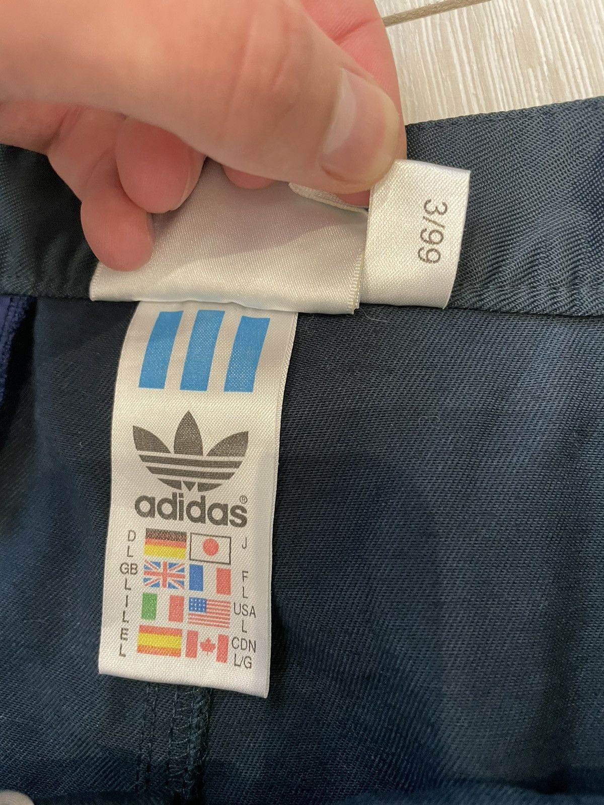 Adidas × Vintage Vintage Adidas Originals Cargo Shorts Mens Blue Satin 1990s Size US 33 - 5 Thumbnail