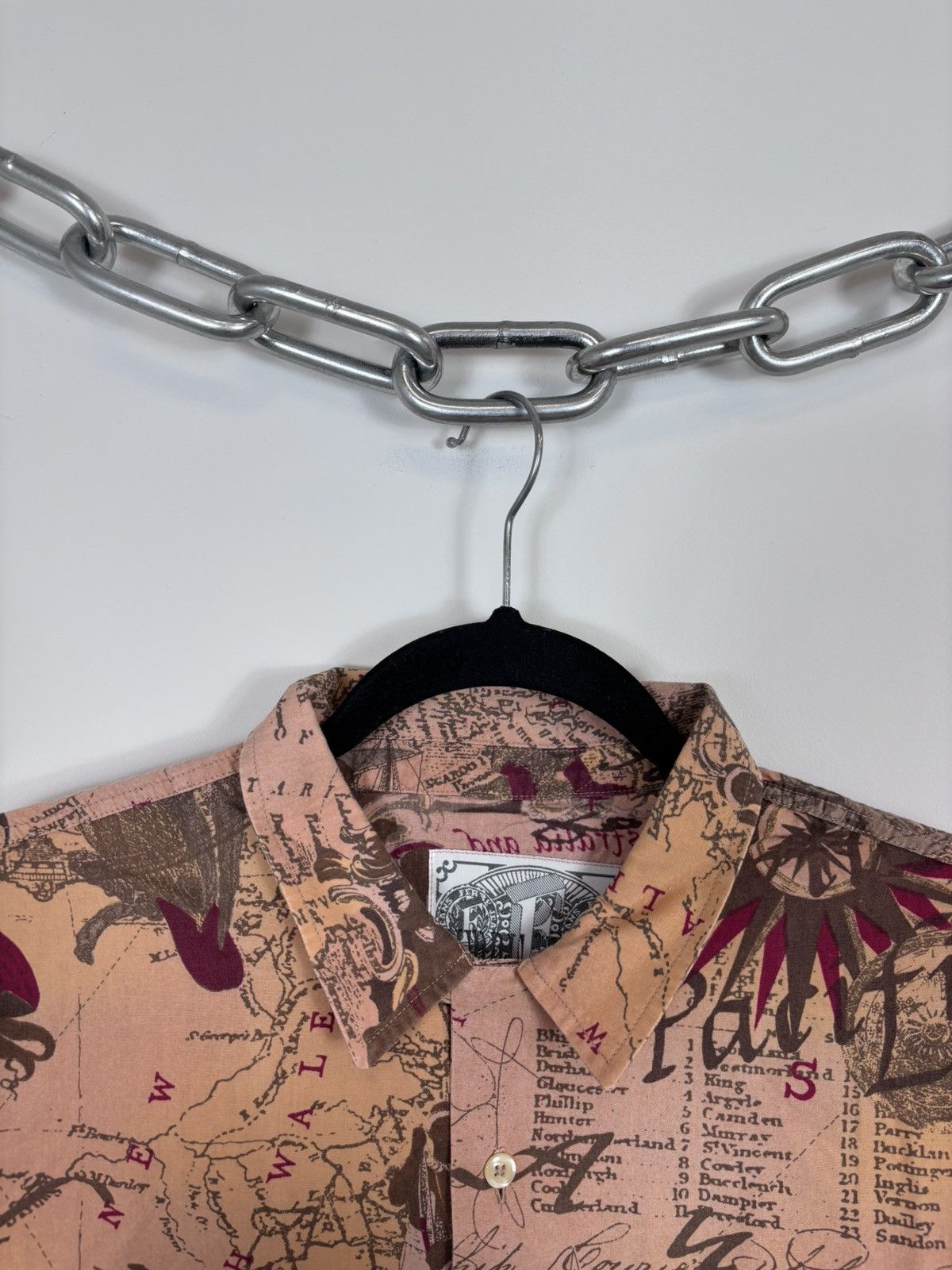 Gianfranco Ferre Vintage Gianfranco Ferre Men’s Map AOP Short Sleeve Shirt Size US XL / EU 56 / 4 - 4 Thumbnail