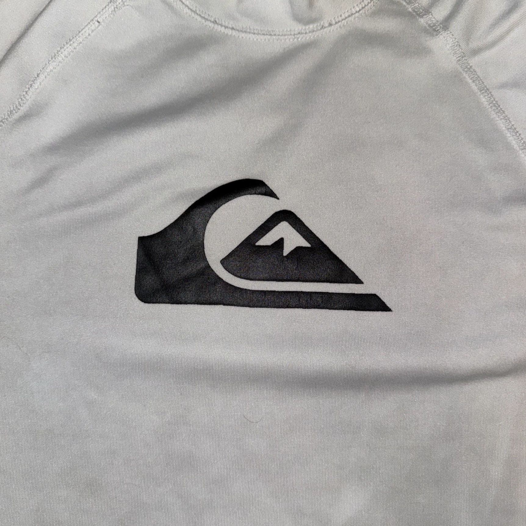 Quiksilver Quicksilver Compression Water T-Shirt White Medium 18x26 Size US M / EU 48-50 / 2 - 2 Thumbnail