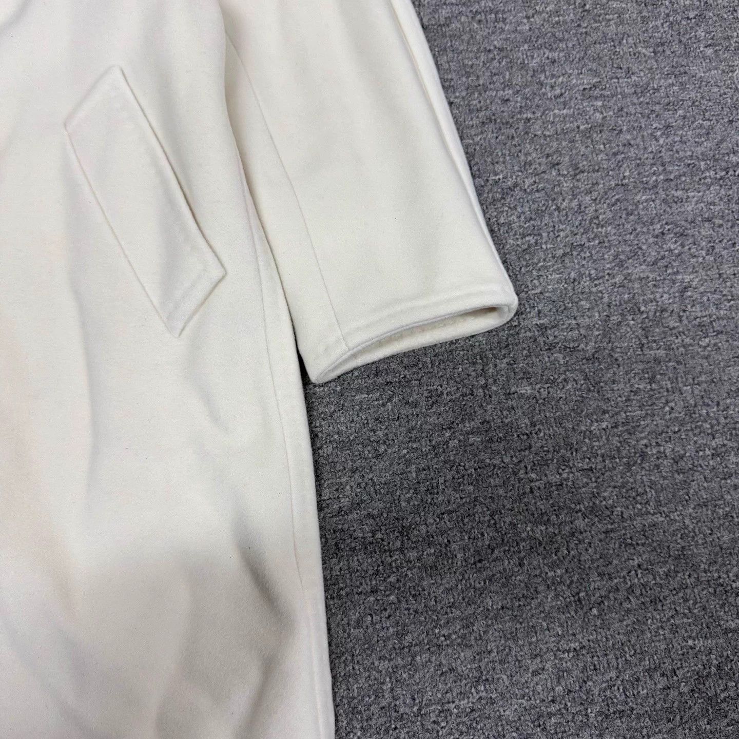 Max Mara MaxMara 101801 Cashmere Oversized DB Ivory 34 Coat Size XS / US 0-2 / IT 36-38 - 4 Thumbnail