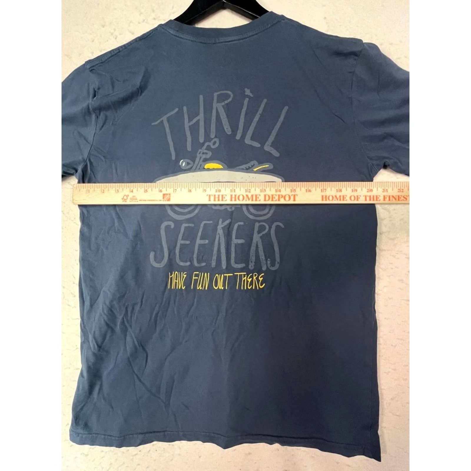 THRILLS Thrill Seekers T-Shirt Blue Short Sleeve 100% cotton Retro Size L Unisex Adults Mens Womens Size US L / EU 52-54 / 3 - 4 Thumbnail