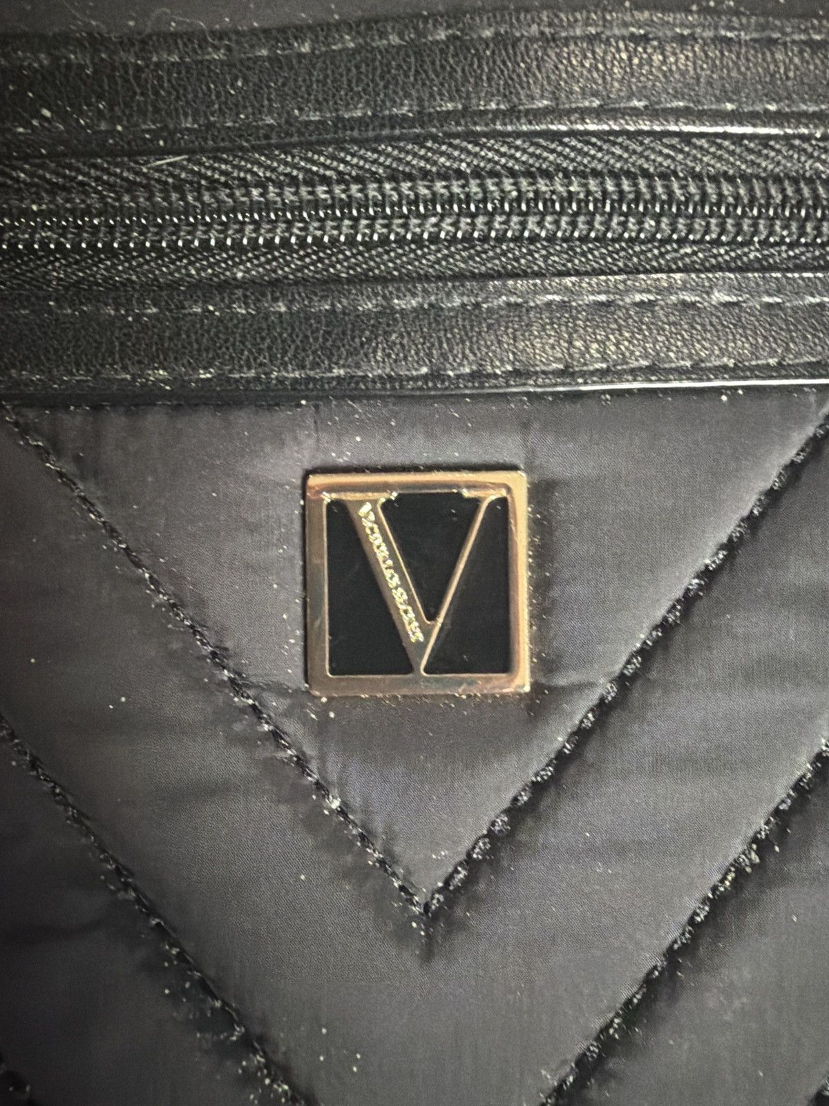 Victoria's Secret Victoria’s Secret Laptop Zip Around Sleeve Size ONE SIZE - 2 Thumbnail