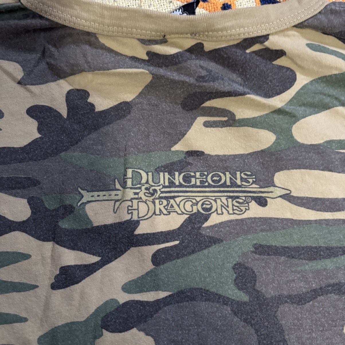 Vintage RARE Size M Dungeons and Dragons Camo Shirt Size US M / EU 48-50 / 2 - 2 Thumbnail