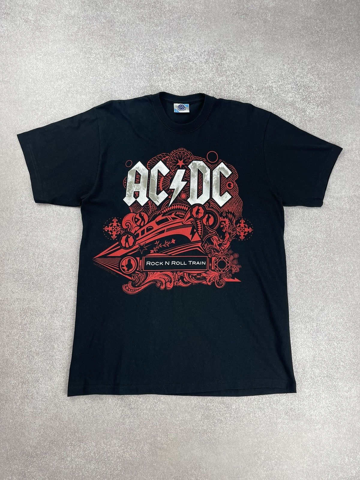 AC/DC × Band Tees × Vintage Vintage AC/DC Black Ice Tour Rock Band T-Shirt Size M Size US M / EU 48-50 / 2 - 1 Thumbnail