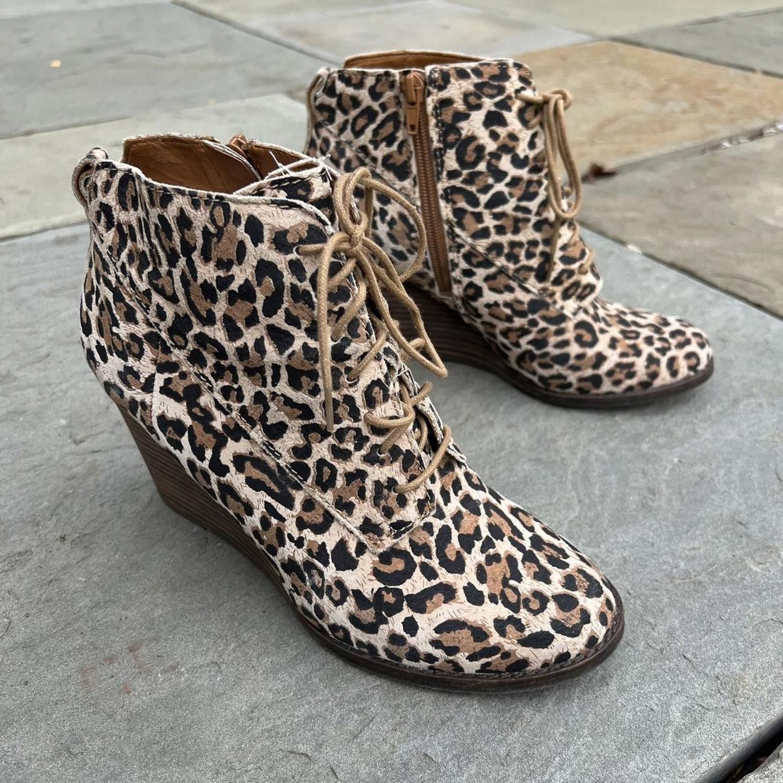 Lucky Brand Leopard Lace Up Wedge Heel Ankle Boots Size US 8 / IT 38 - 3 Thumbnail