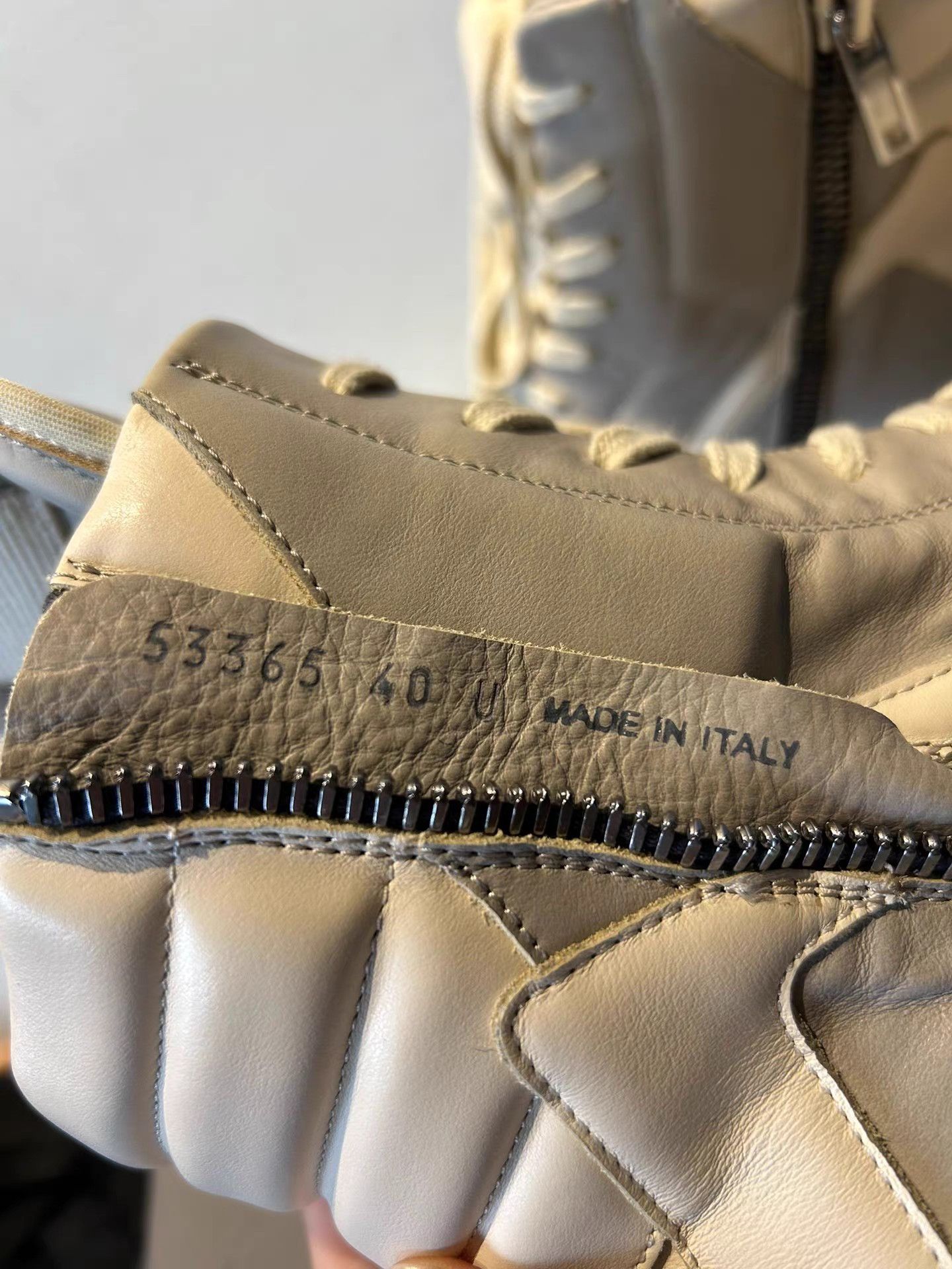 Rick Owens Rick Owens mainline ivory inverted triangle Size US 7 / EU 40 - 7 Thumbnail