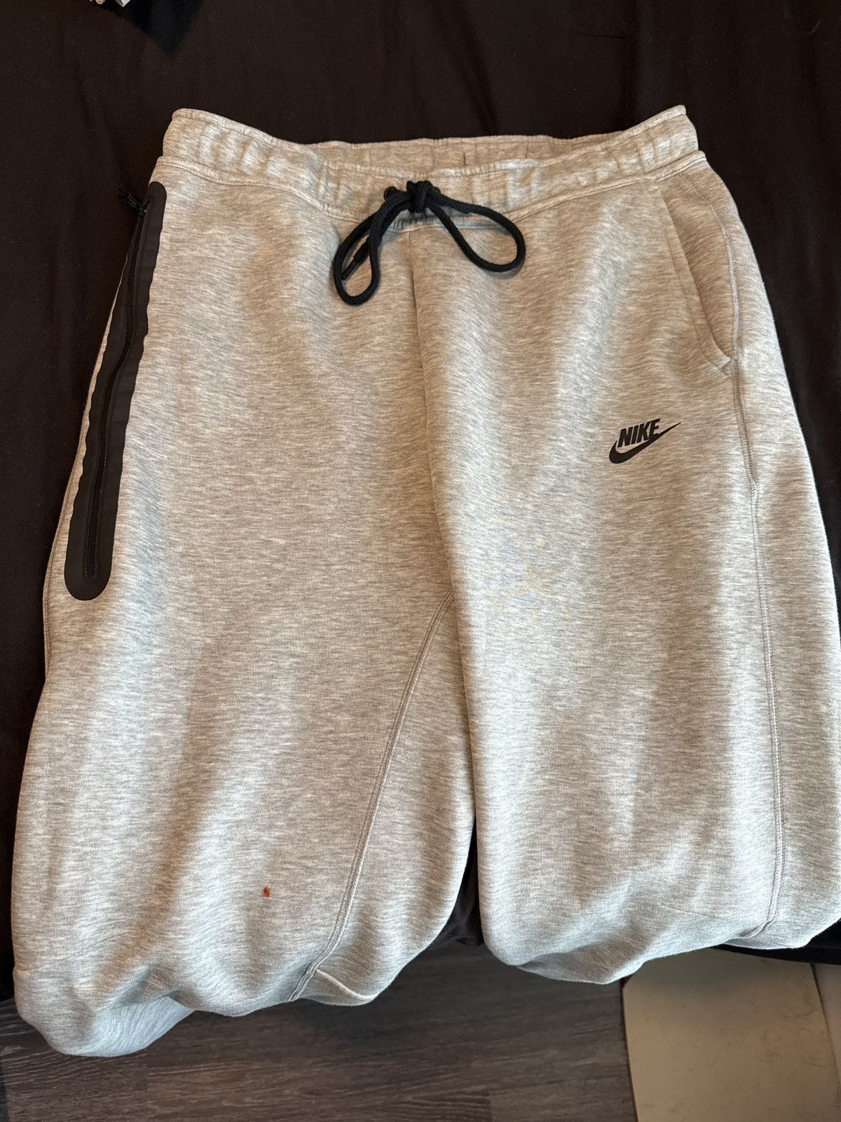 Nike Nike tech pants (size large) Size US 32 / EU 48 - 2 Thumbnail