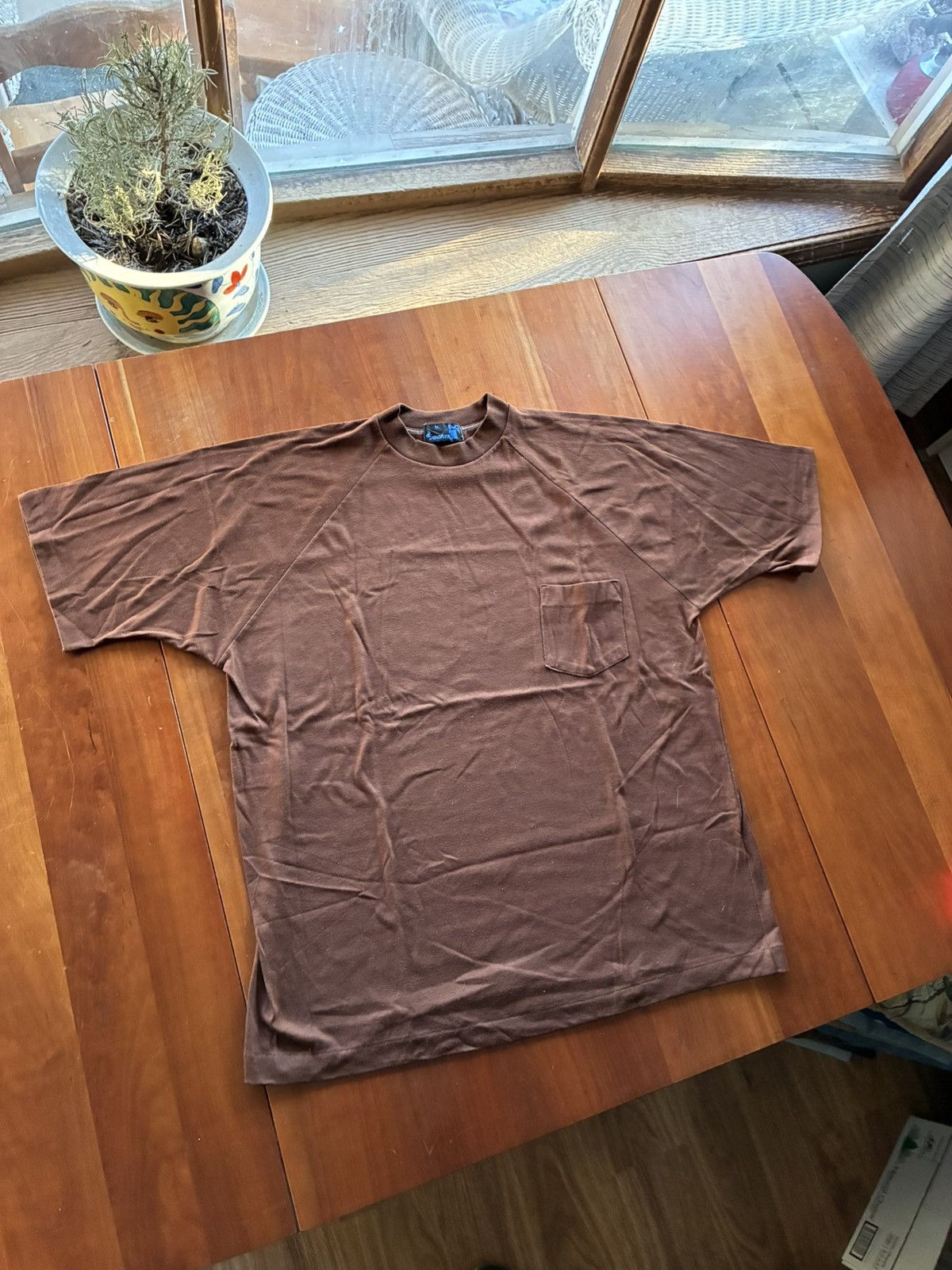 Vintage Vintage 1960’s brown pocket tee size XL Size US XL / EU 56 / 4 - 1 Thumbnail