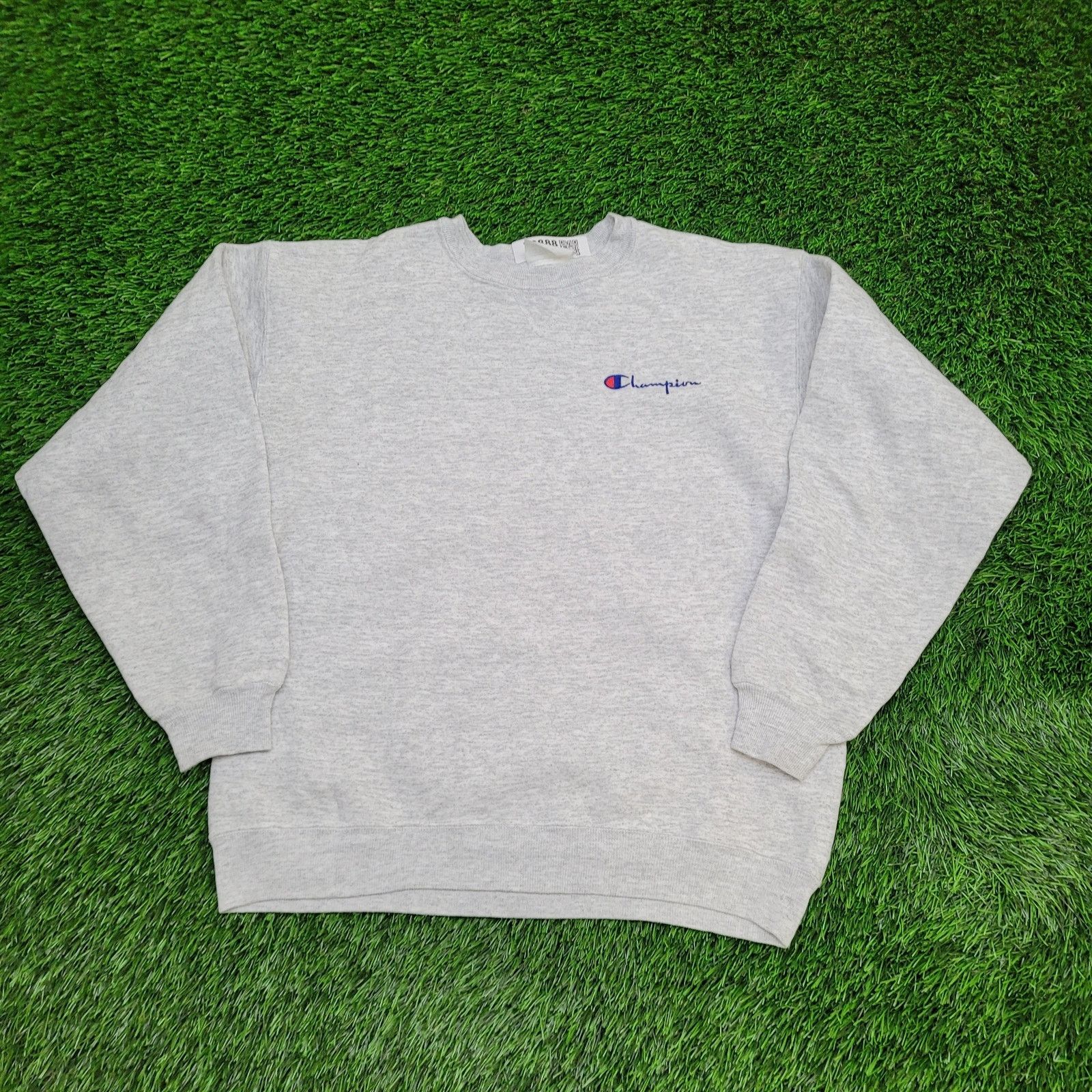 Champion Vintage Champion Cropped Sweatshirt Women Large 21x24 Script Size L / US 10 / IT 46 - 1 Thumbnail