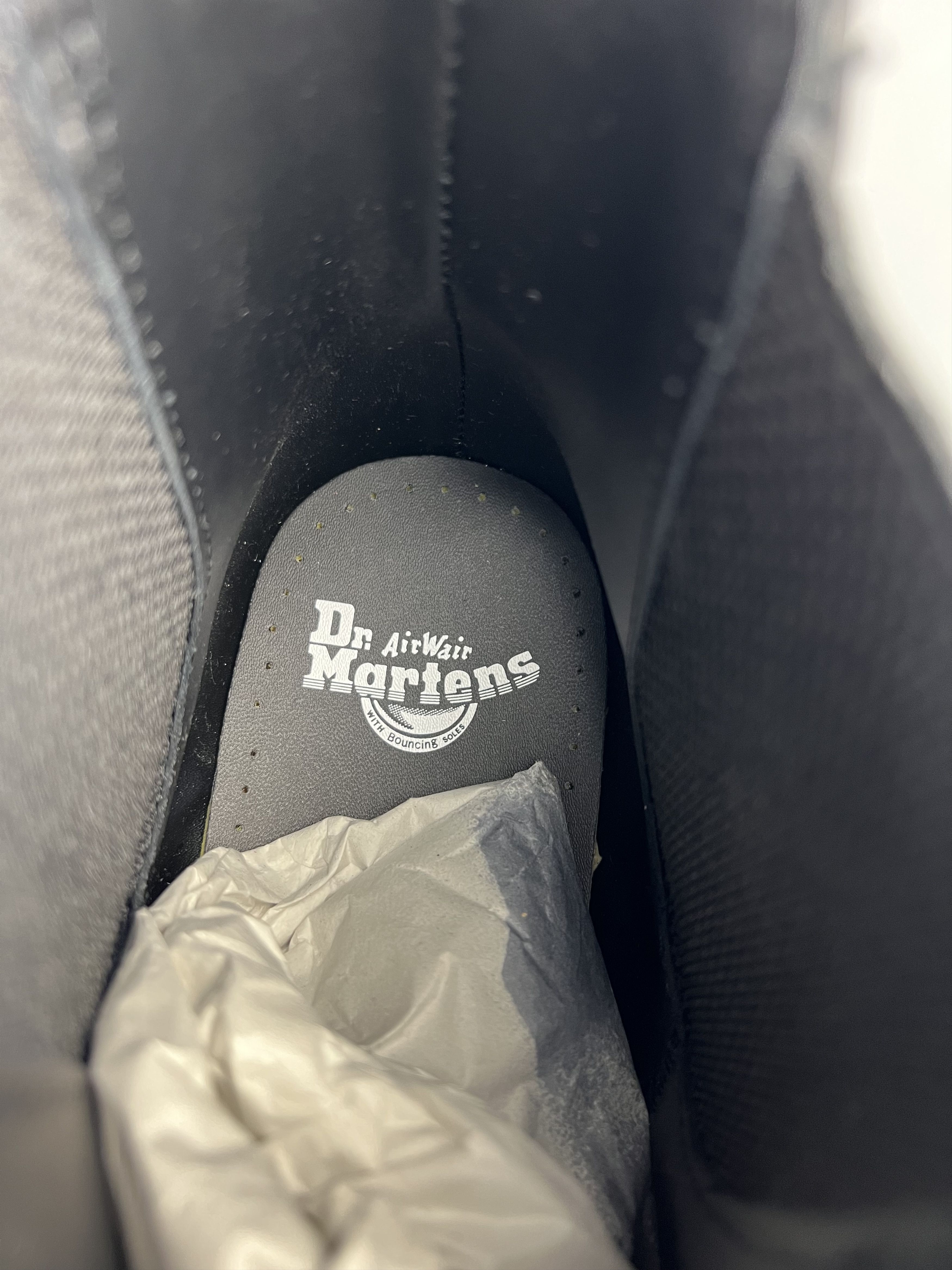 Dr. Martens US14 Dr.Martens 2976 Chelsea Boot Men's Black Size US 14 / EU 47 - 7 Thumbnail