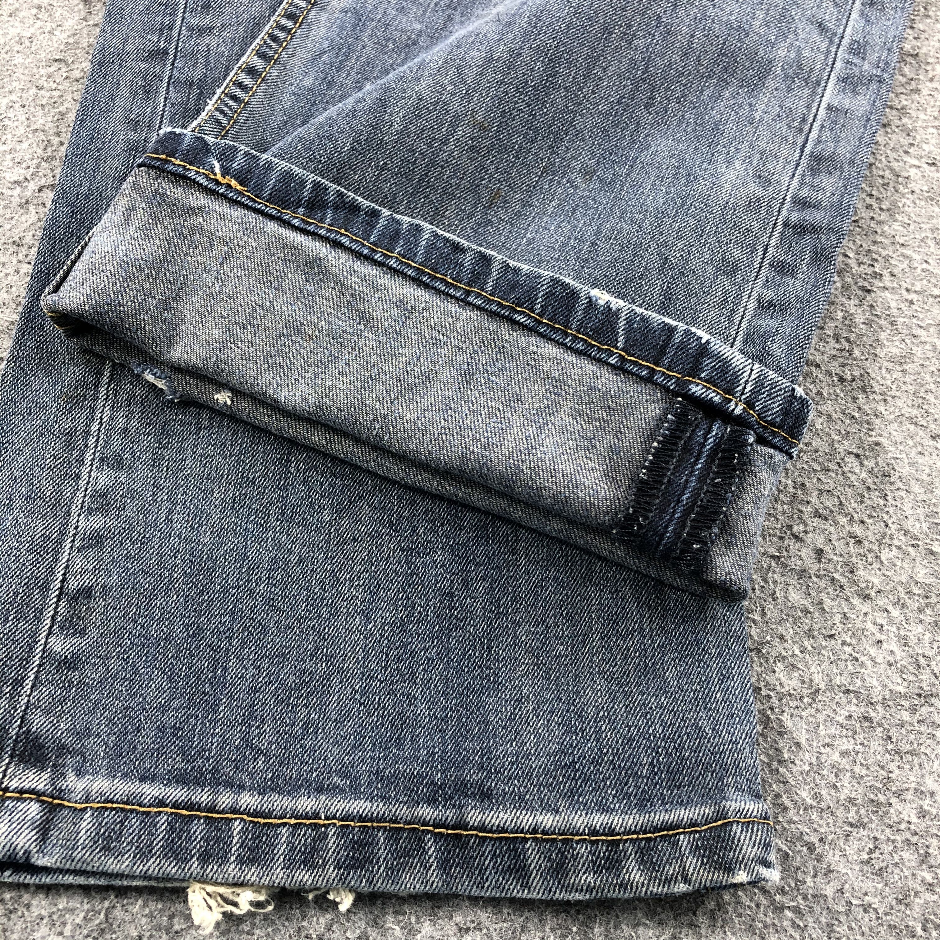 Levi's Vintage Levis 504 Jeans Distressed Denim KJ485 Size US 34 / EU 50 - 6 Thumbnail