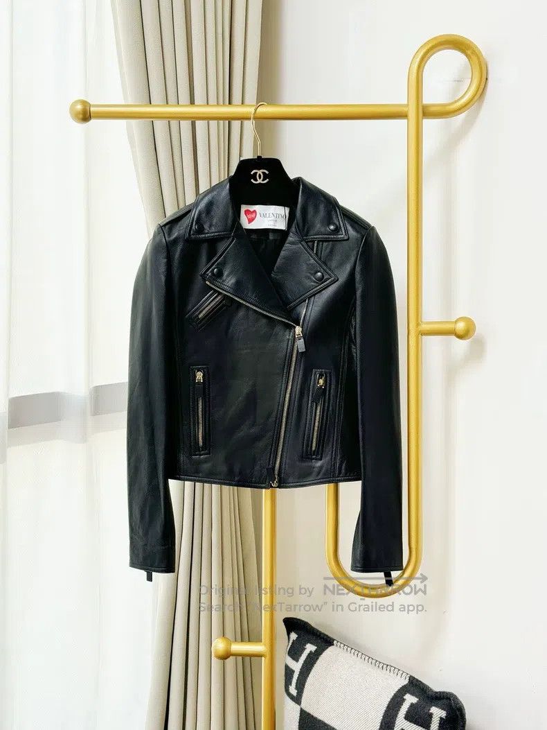 Valentino Valentino Long sleeve short leather jacket Size S / US 4 / IT 40 - 1 Thumbnail