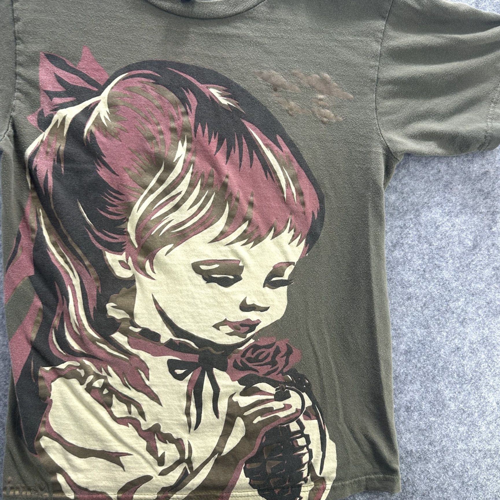 Obey VINTAGE Obey T-Shirt Mens Small Urban Art Graphic Rose Girl Olive Green Made USA Size US S / EU 44-46 / 1 - 2 Thumbnail