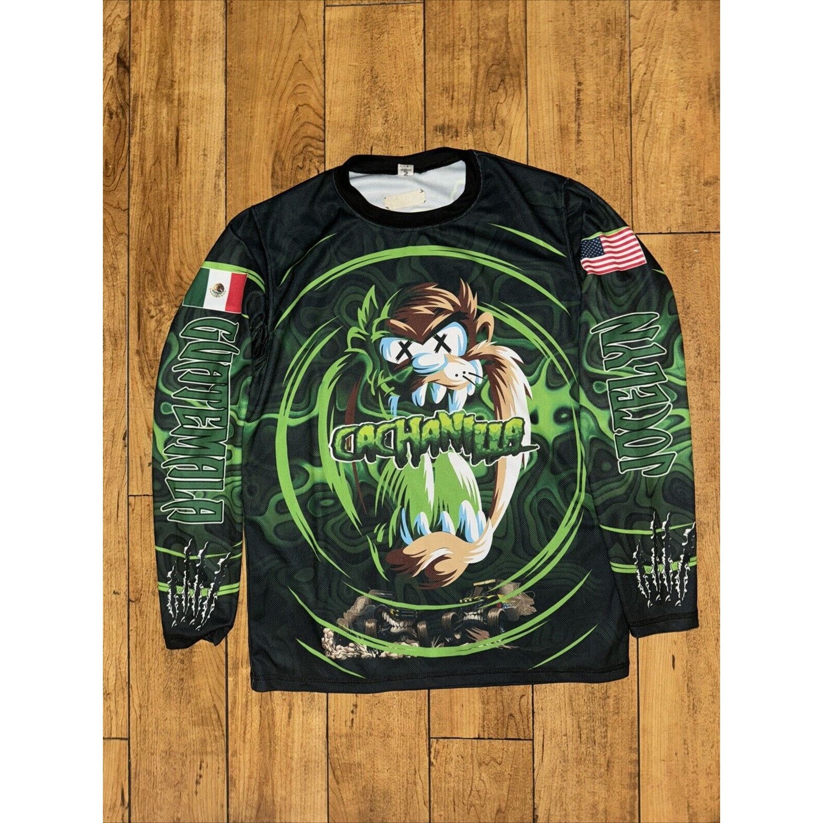Vintage Women’s Off Roading Long Sleeve Tazmanian Devil Green 19x25 Size S / US 4 / IT 40 - 1 Thumbnail