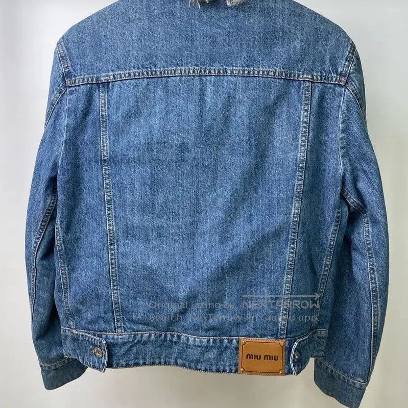 Miu Miu Miu Miu Light Blue Denim Jacket with Faux Fur Collar . Size S / US 4 / IT 40 - 2 Thumbnail