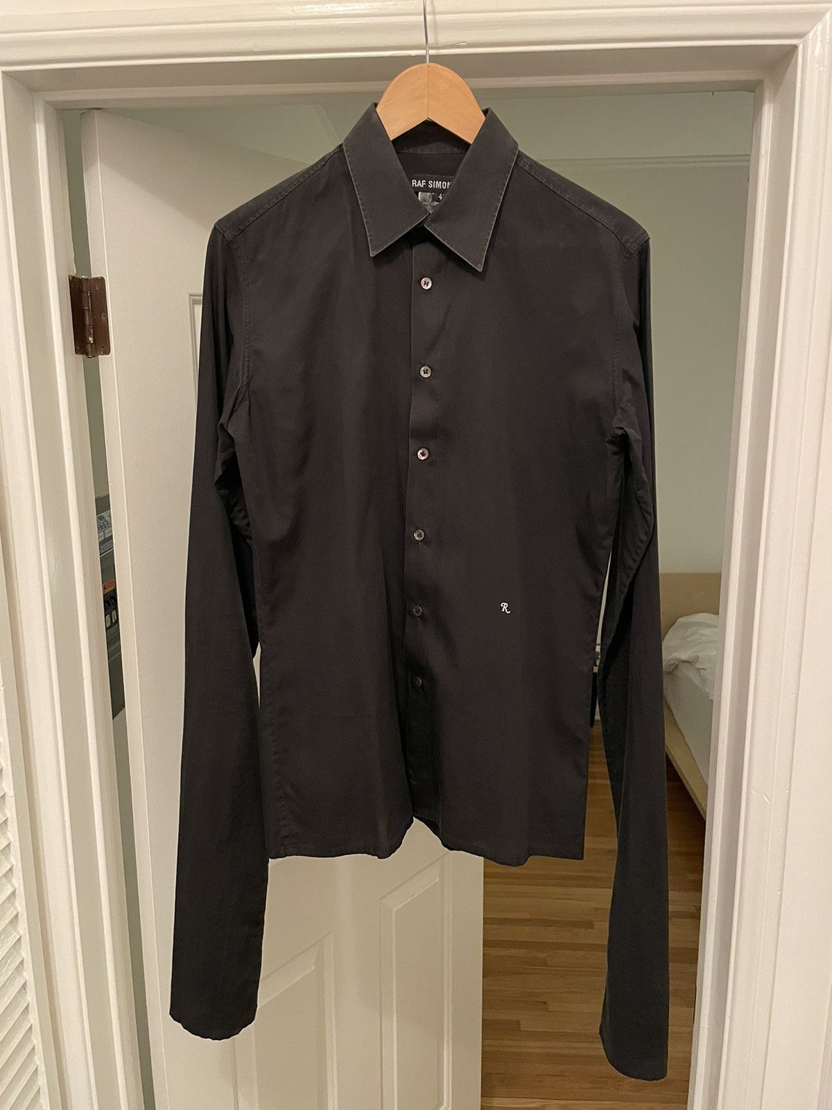 image of Raf Simons Ss1999 Elongated Sleeve Shirt in Black, Men's (Size Medium)