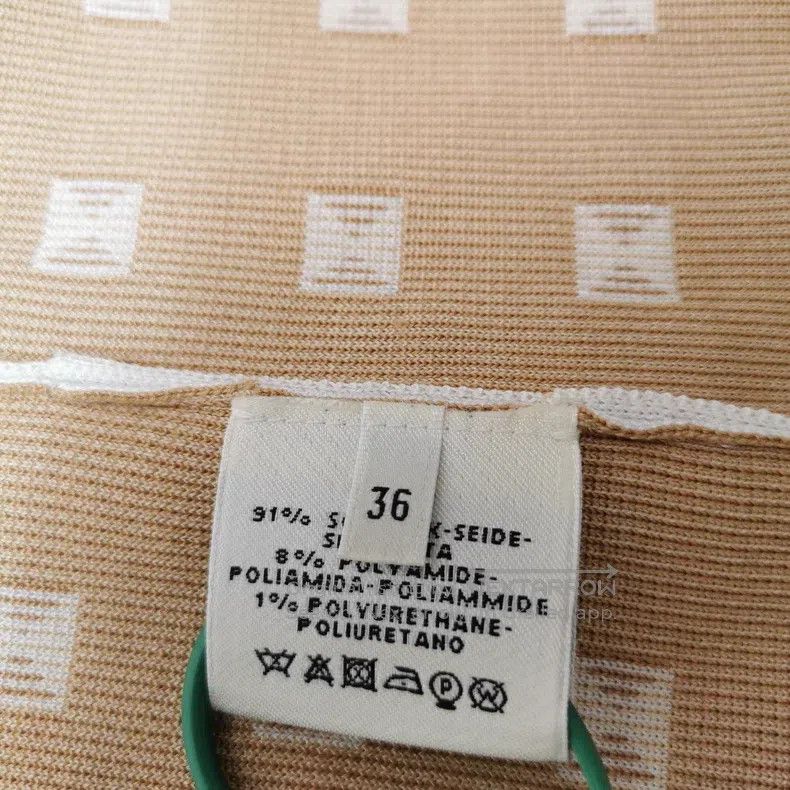 Hermes Hermes Mulberry Silk Blended Printed V-neck Tie Front Vest Size XS / US 0-2 / IT 36-38 - 6 Thumbnail