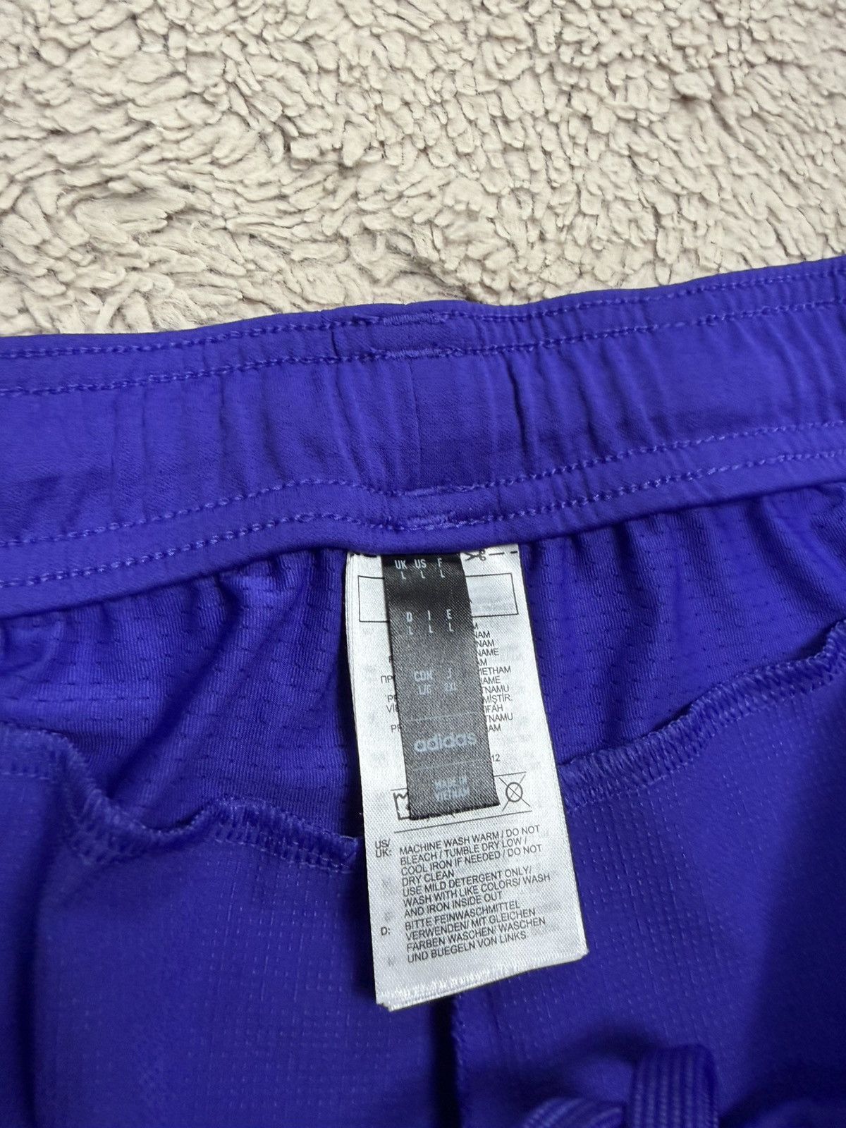 Adidas Real Madrid 2023 Third Football Shorts Soccer Mens L Size US 34 / EU 50 - 3 Thumbnail
