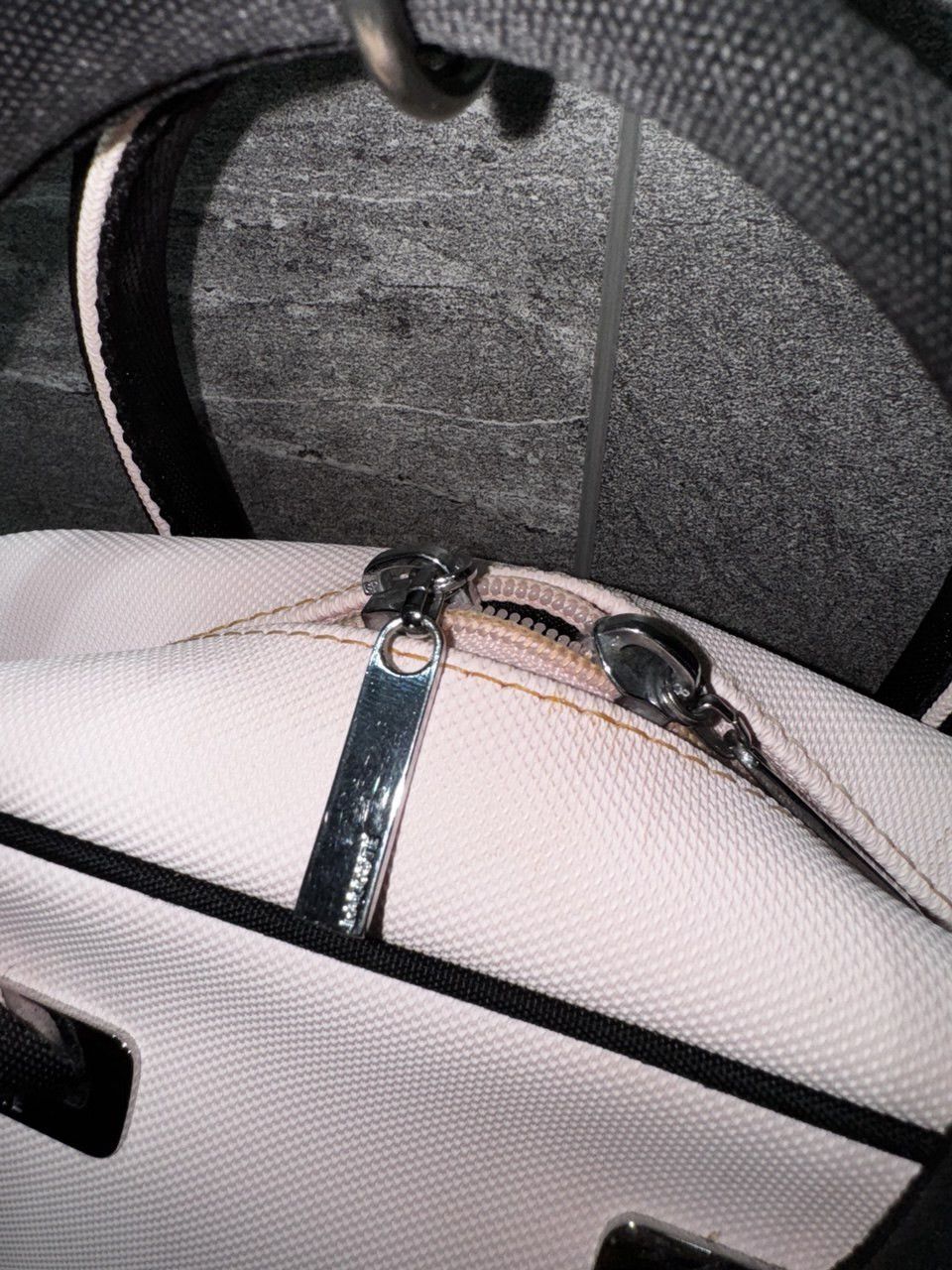 Lacoste Lacoste Vintage Small Women's Pink Hand Bag Size ONE SIZE - 6 Thumbnail