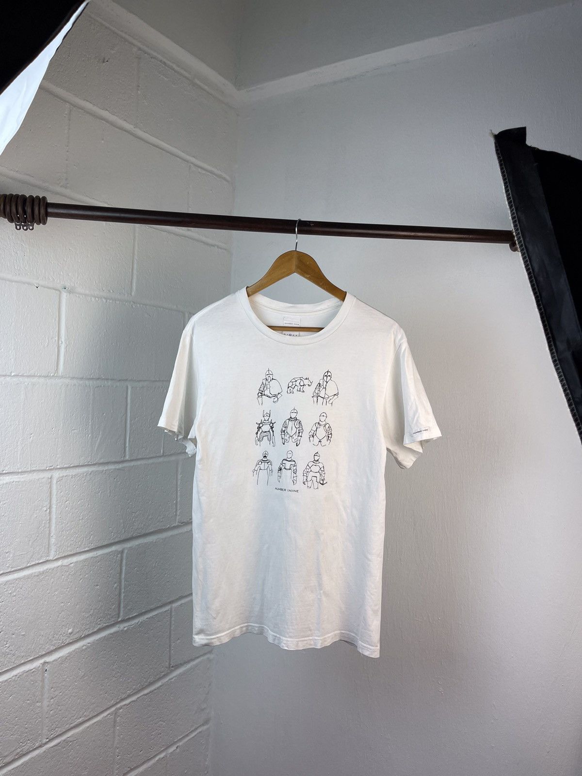 Number (N)ine Authentic 2001 Number Nine Knight Tee Size US S / EU 44-46 / 1 - 5 Thumbnail