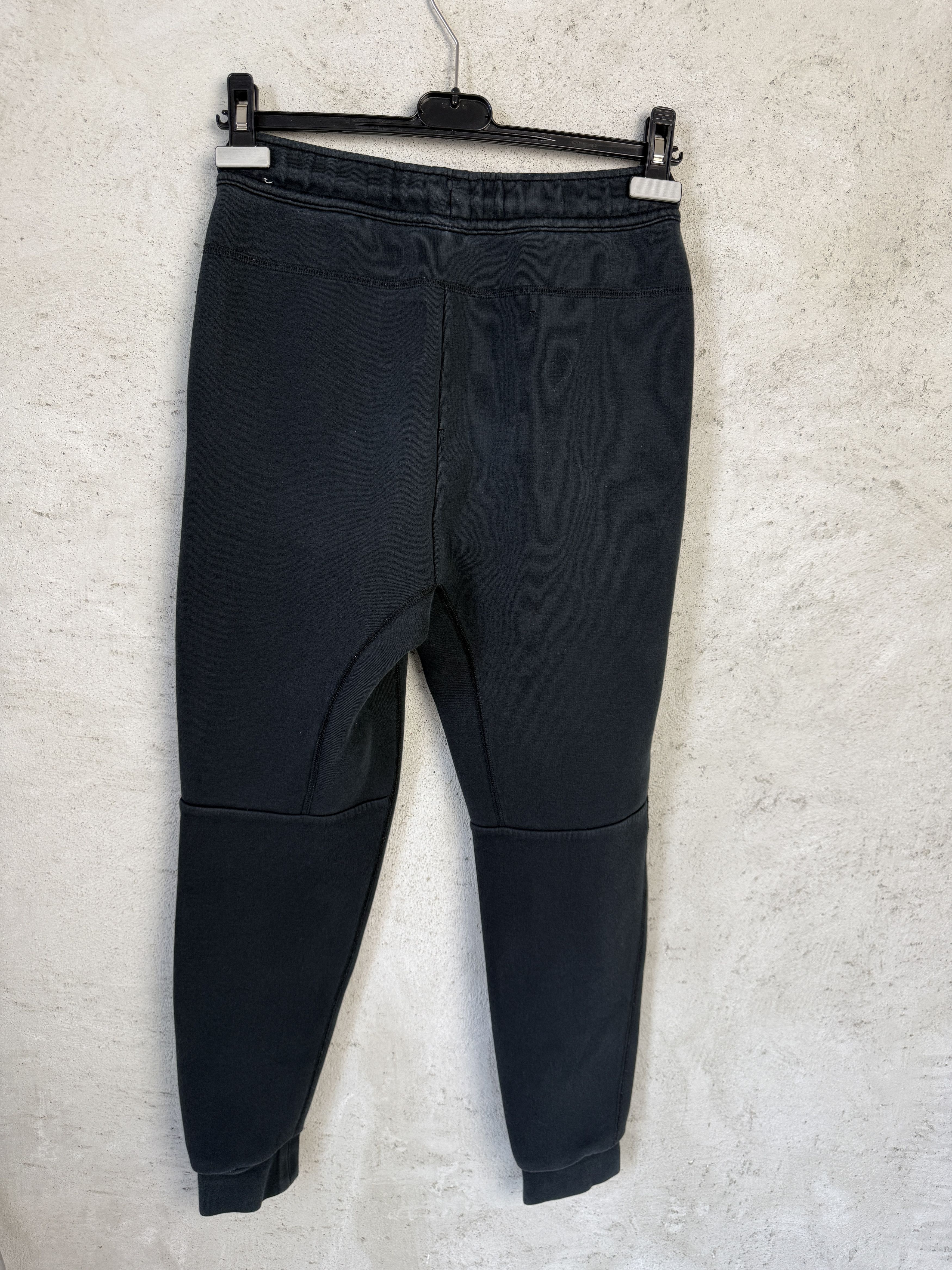 Nike Nike tech fleece sweatpants joggers drill drip trap Size US 26 / EU 42 - 3 Thumbnail