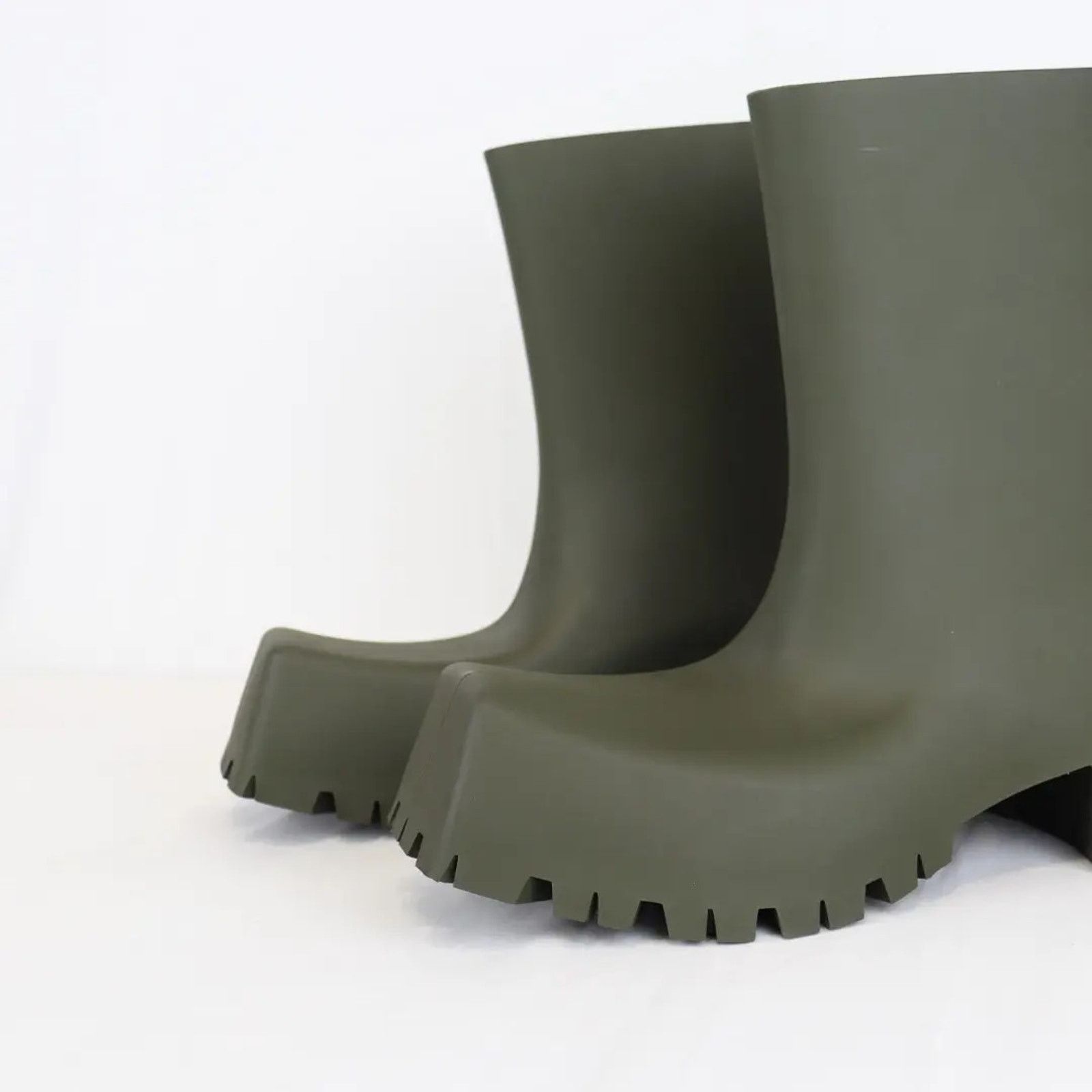 Balenciaga o1rshd1 Q:2 / Trooper Rubber Boots in Kaki Size US 9 / EU 42 - 3 Thumbnail