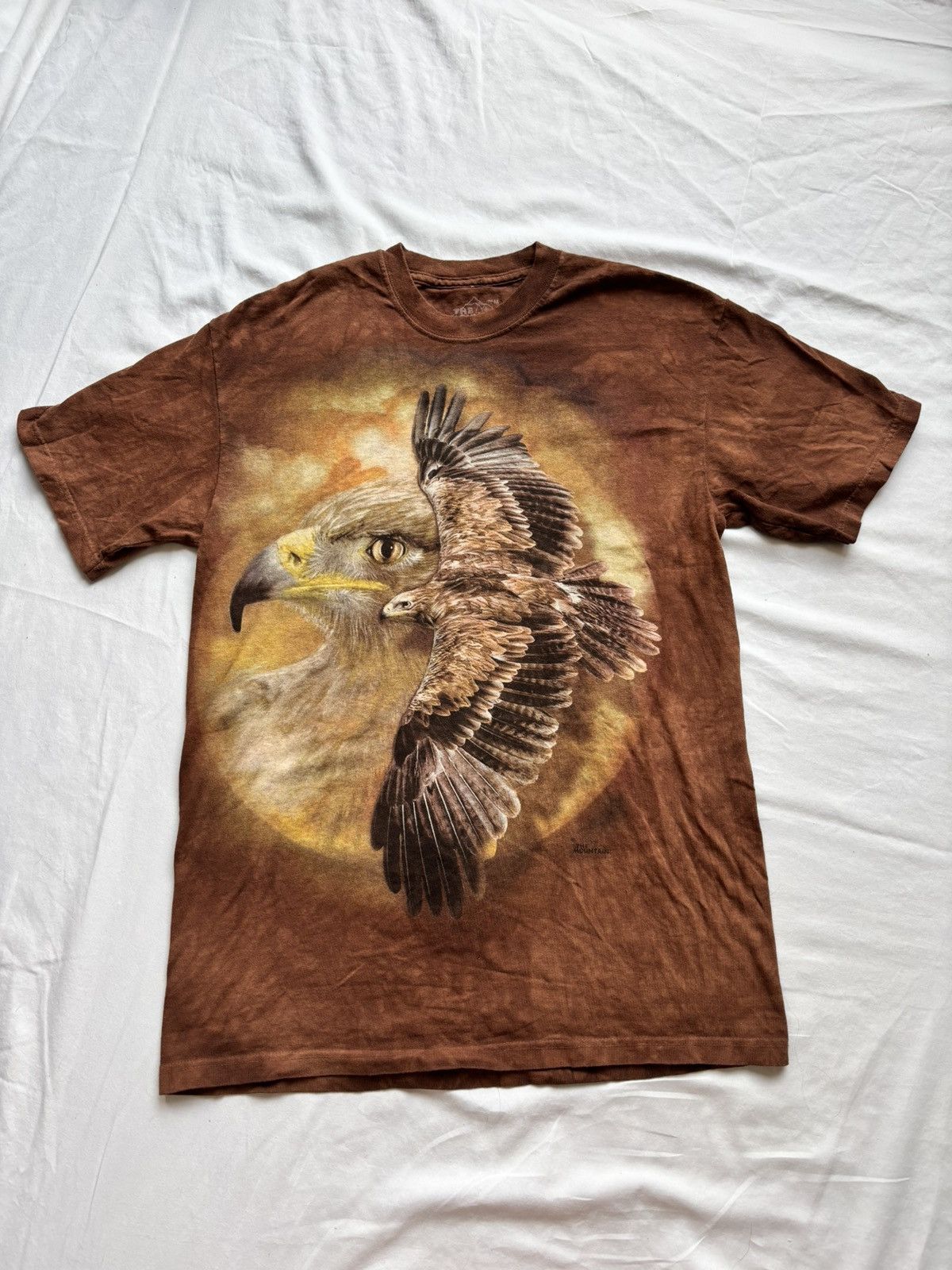 The Mountain The Mountain Bald Eagle Graphic Tie Dye Nature Wildlife Size US M / EU 48-50 / 2 - 7 Thumbnail